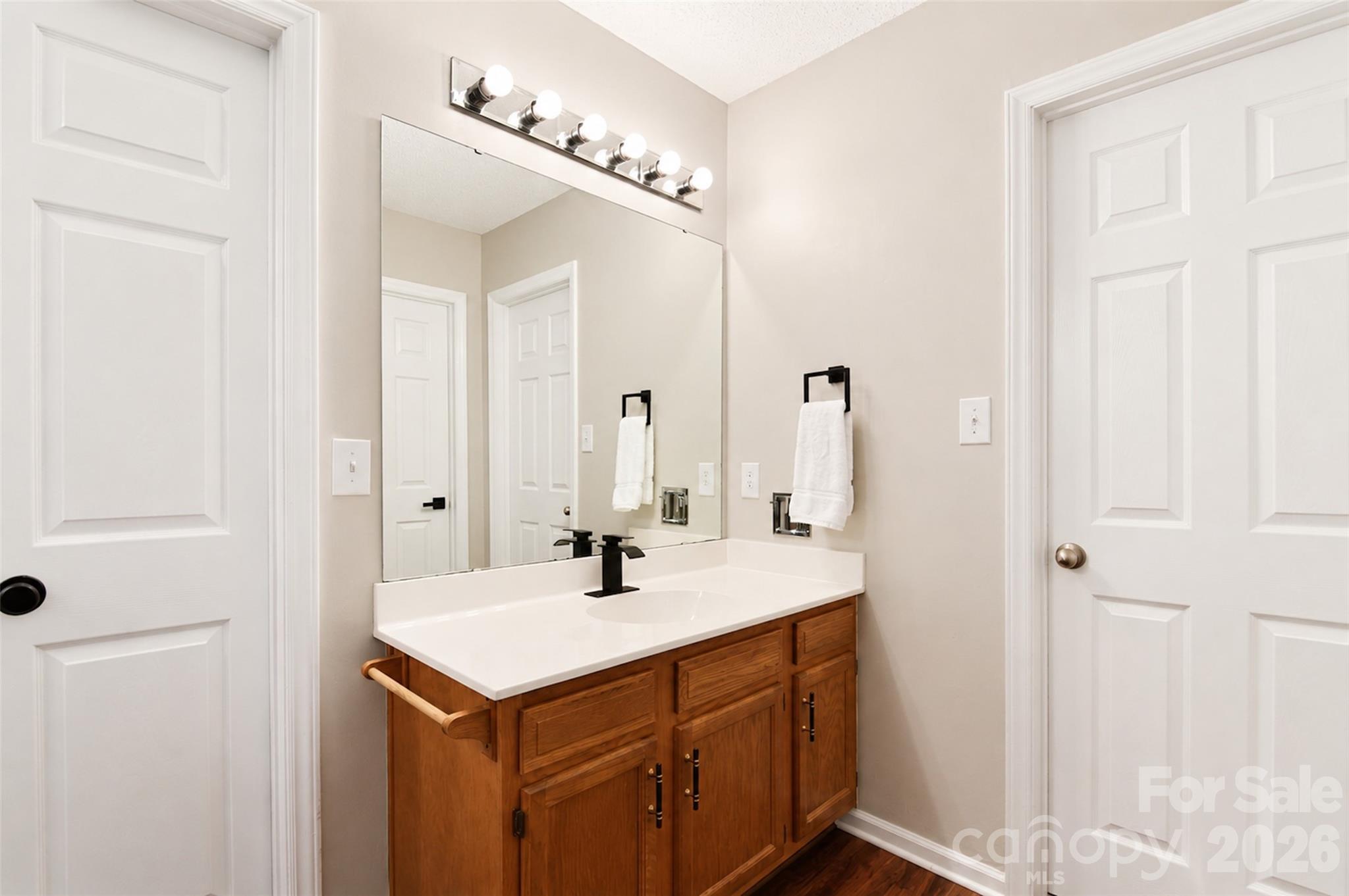 3837 Beauvista Drive — Charlotte