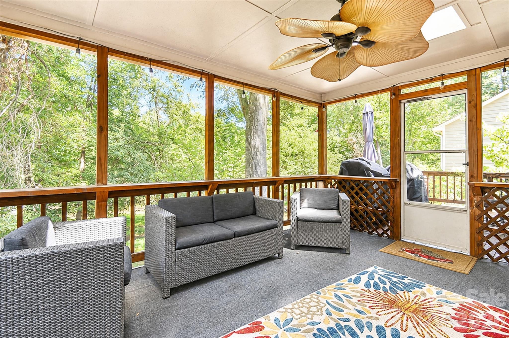 3837 Beauvista Drive — Charlotte