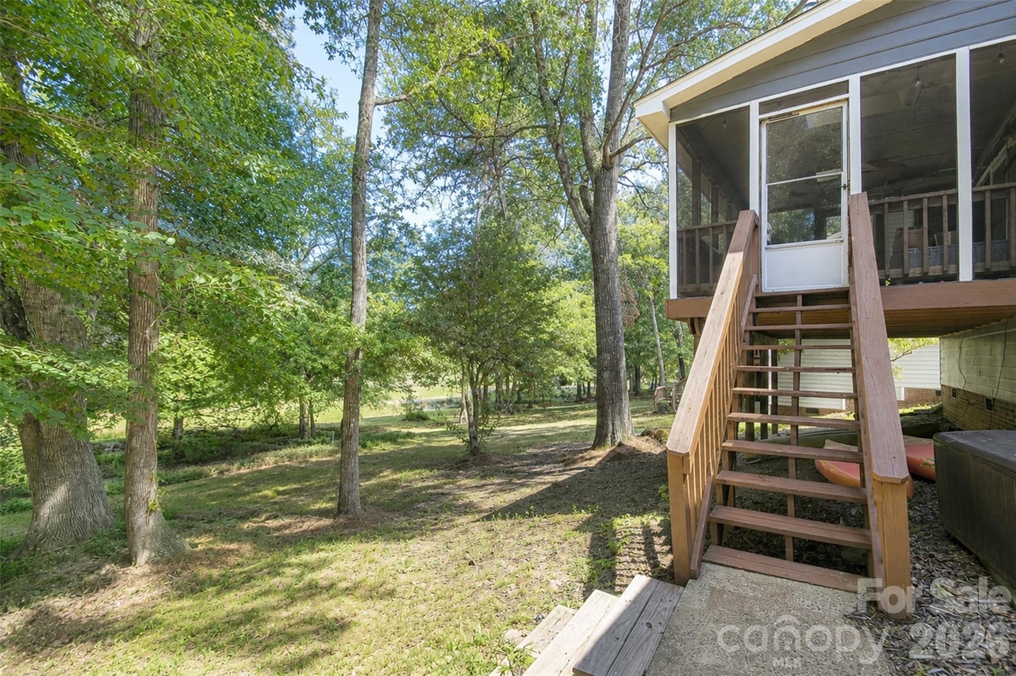 3837 Beauvista Drive — Charlotte