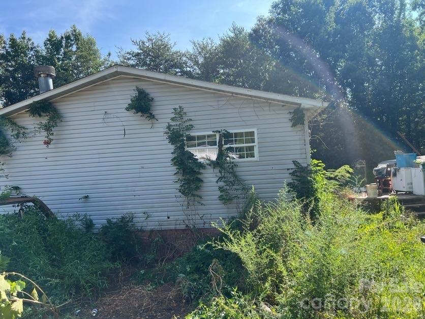 366 Shires Road — Ellenboro