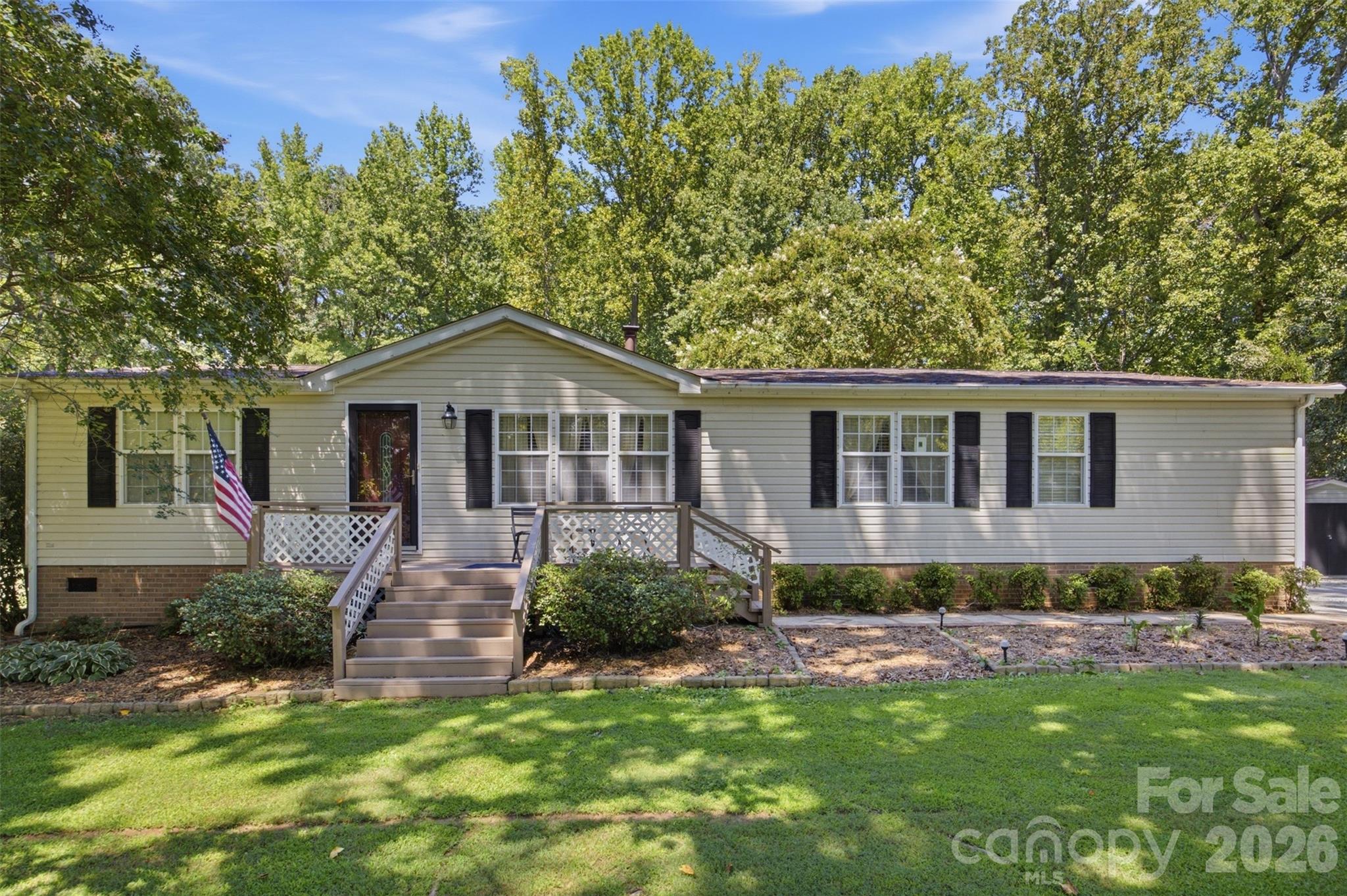 185 Payne Street — Mount Holly