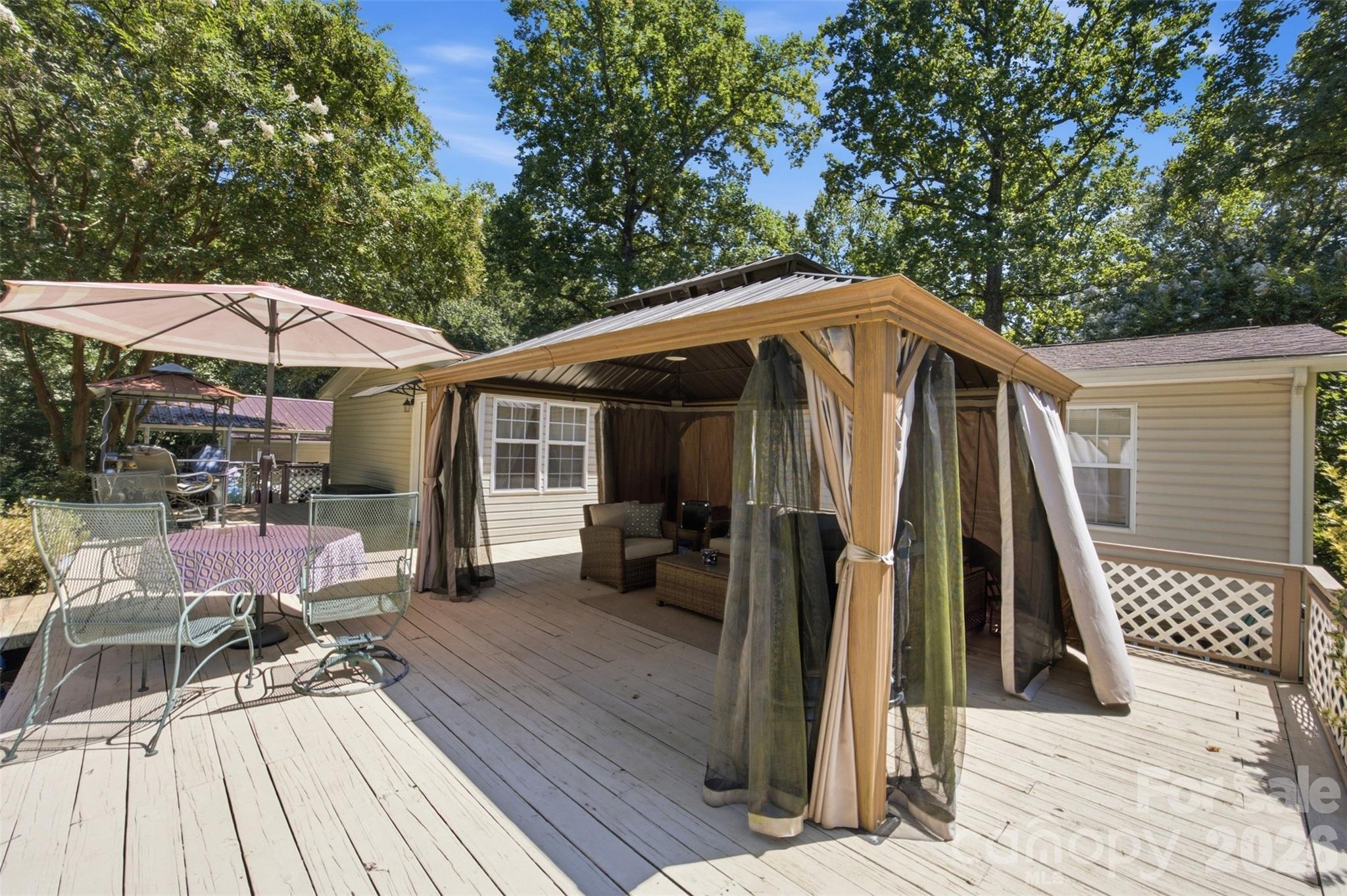 185 Payne Street — Mount Holly