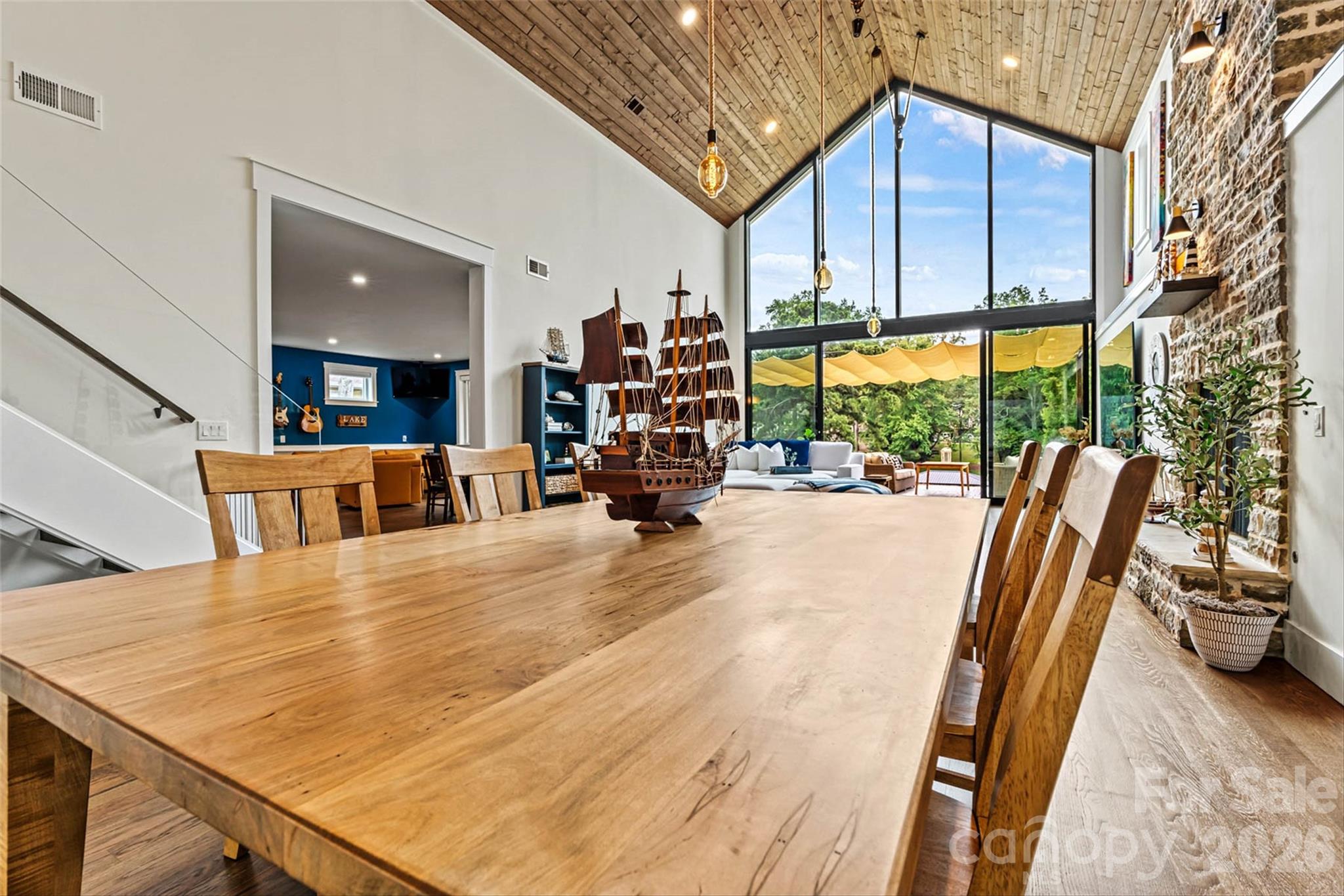 7834 Green Cove Court — Denver
