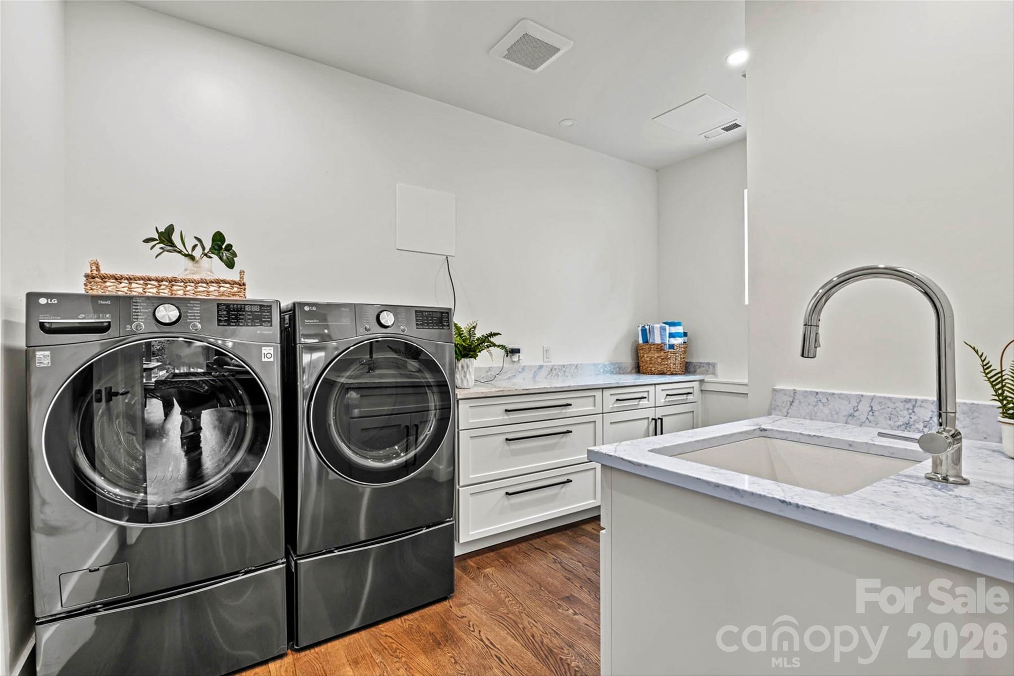 7834 Green Cove Court — Denver