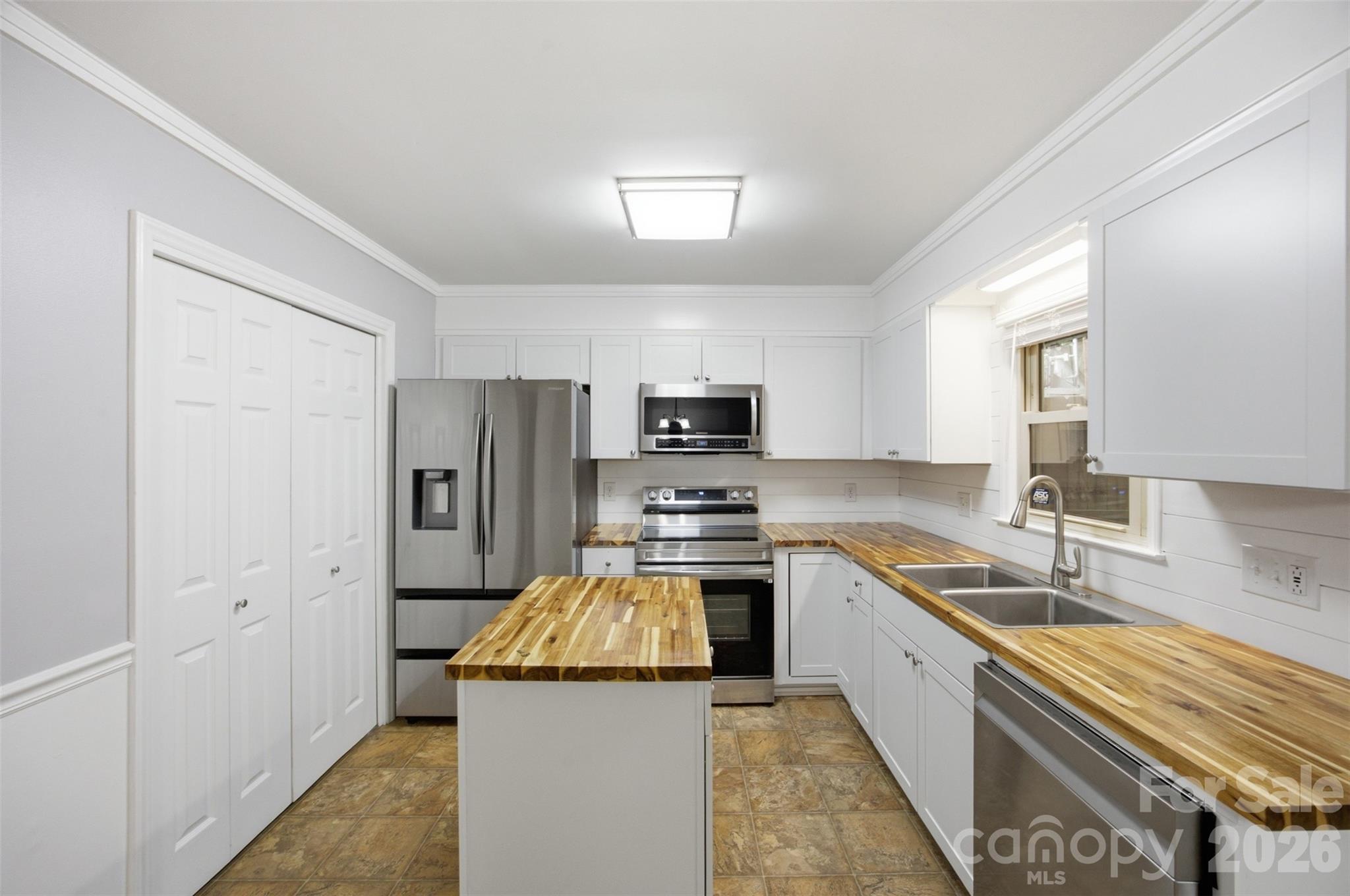 1228 B Oakwood Avenue #B — Kannapolis