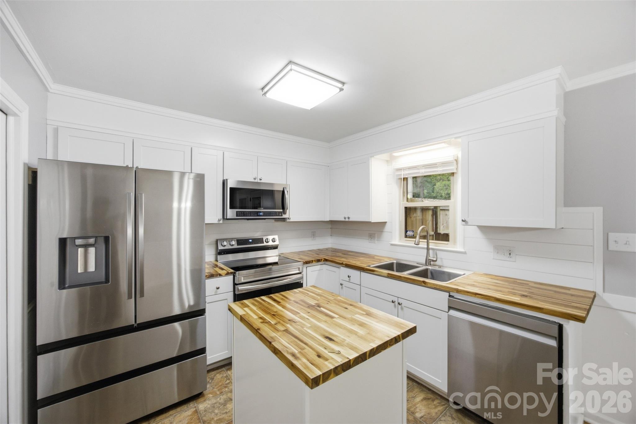 1228 B Oakwood Avenue #B — Kannapolis
