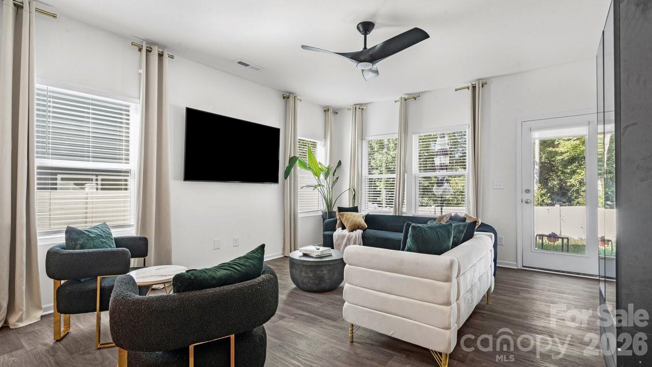 776 Candela Court — York