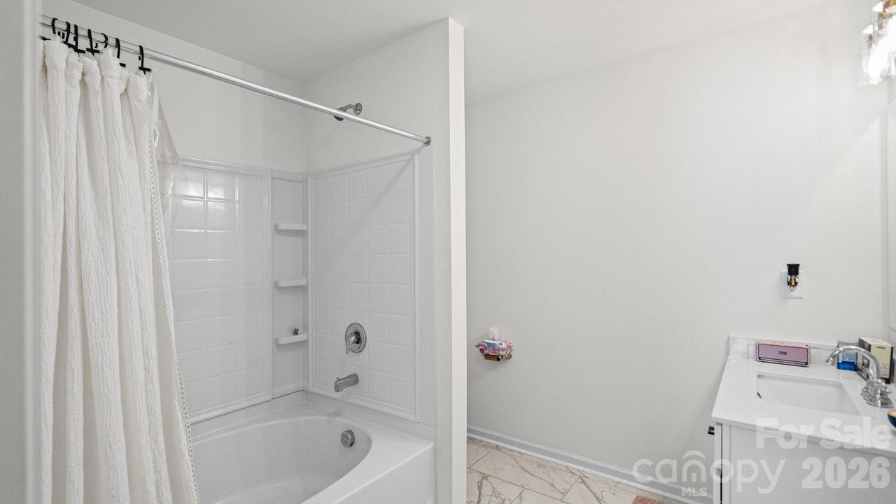 776 Candela Court — York