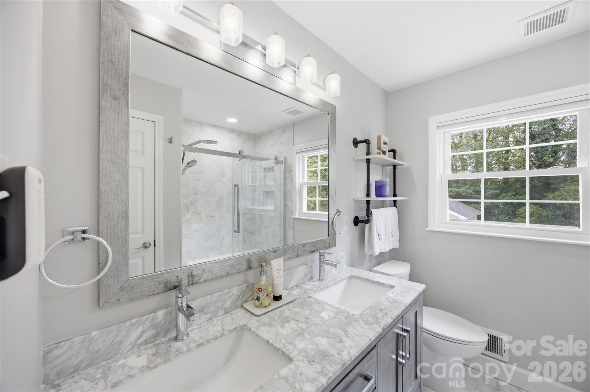 1724 Delchester Drive — Charlotte