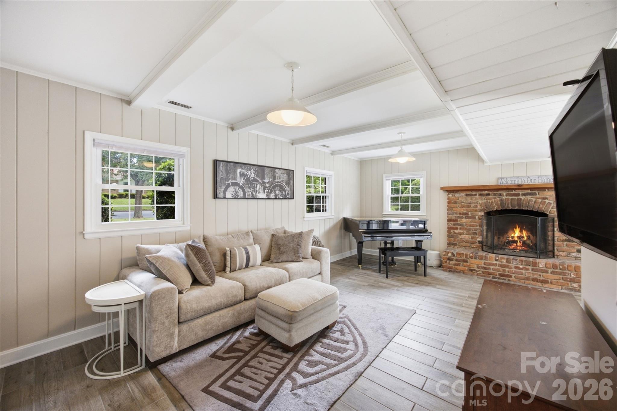 1724 Delchester Drive — Charlotte