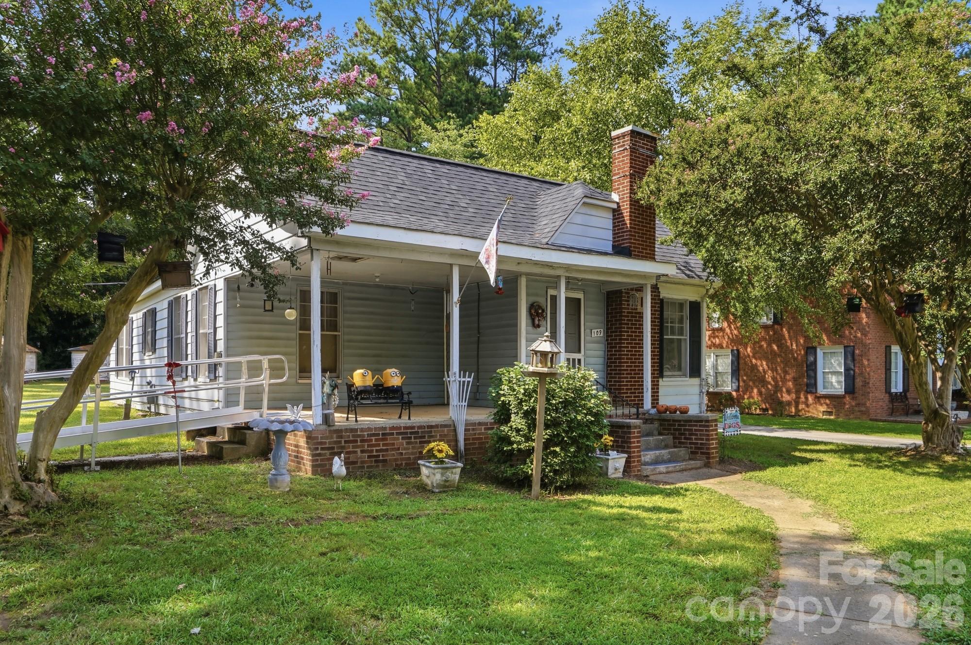 109 Salisbury Street — Rockwell