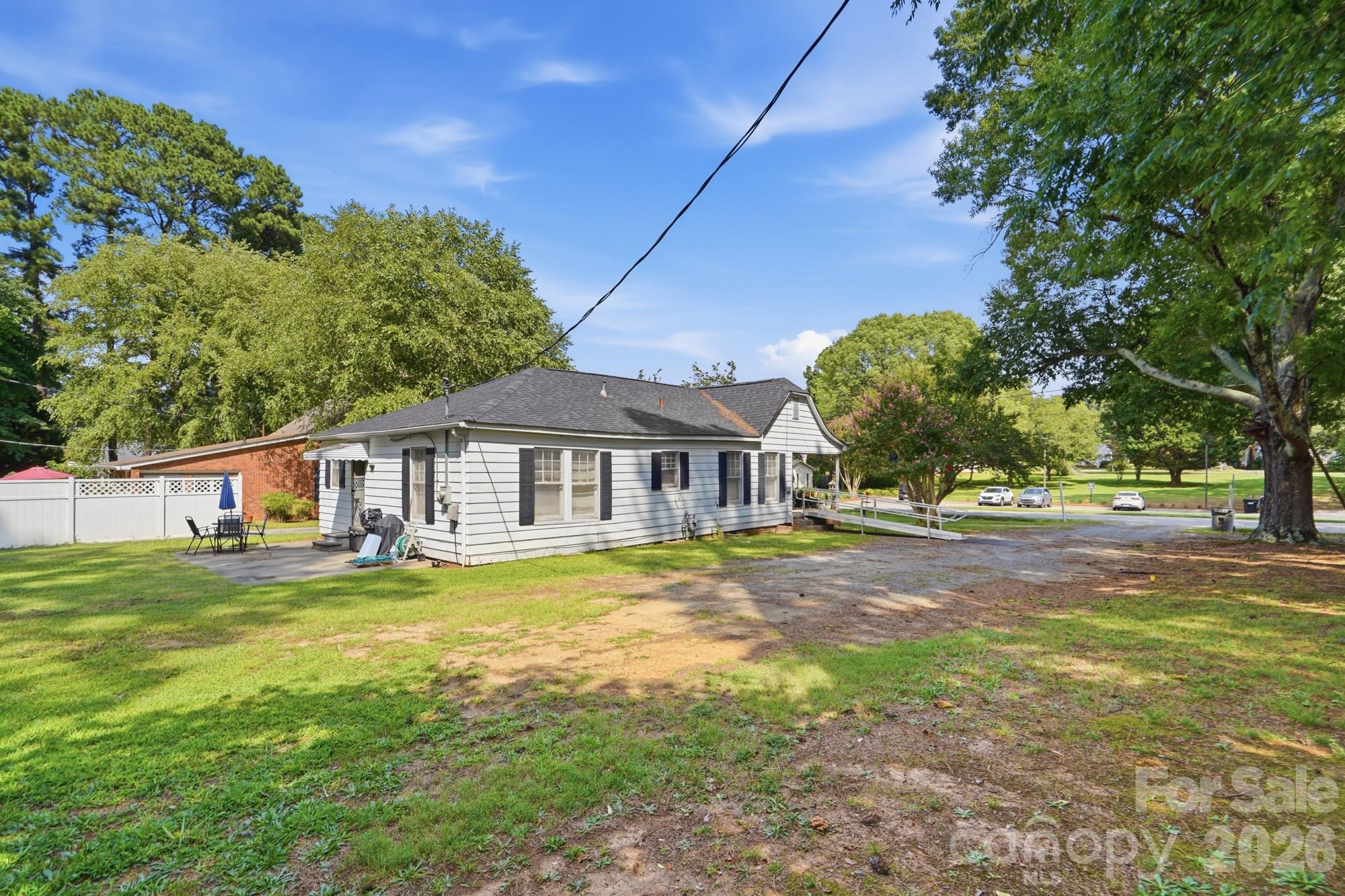 109 Salisbury Street — Rockwell