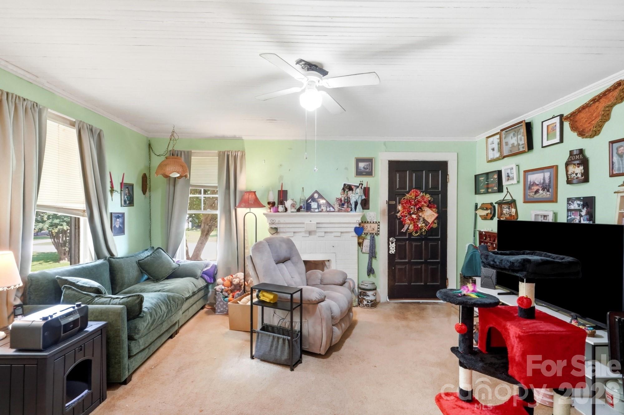 109 Salisbury Street — Rockwell