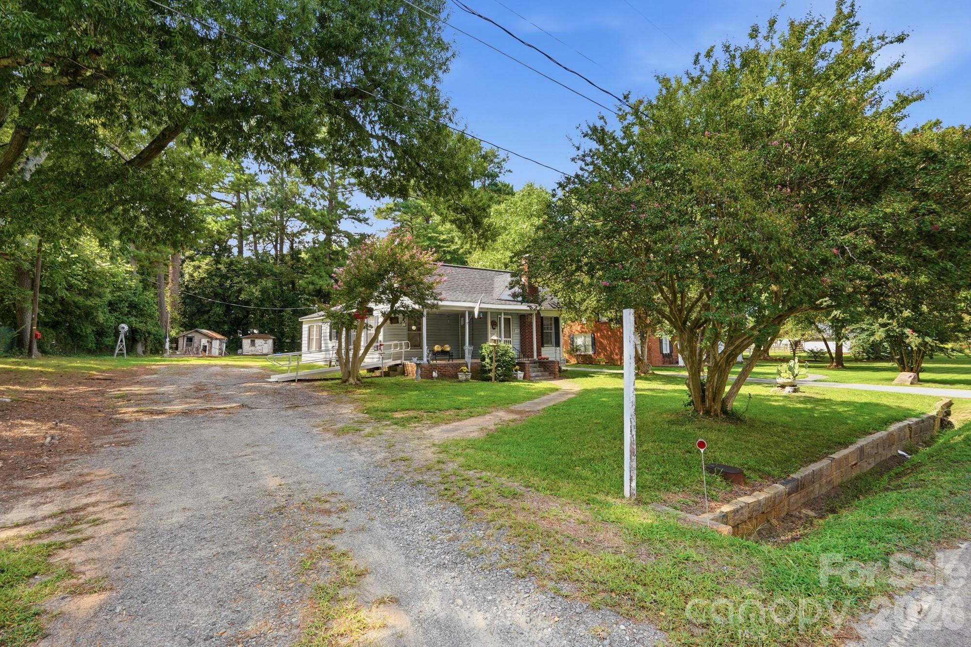 109 Salisbury Street — Rockwell