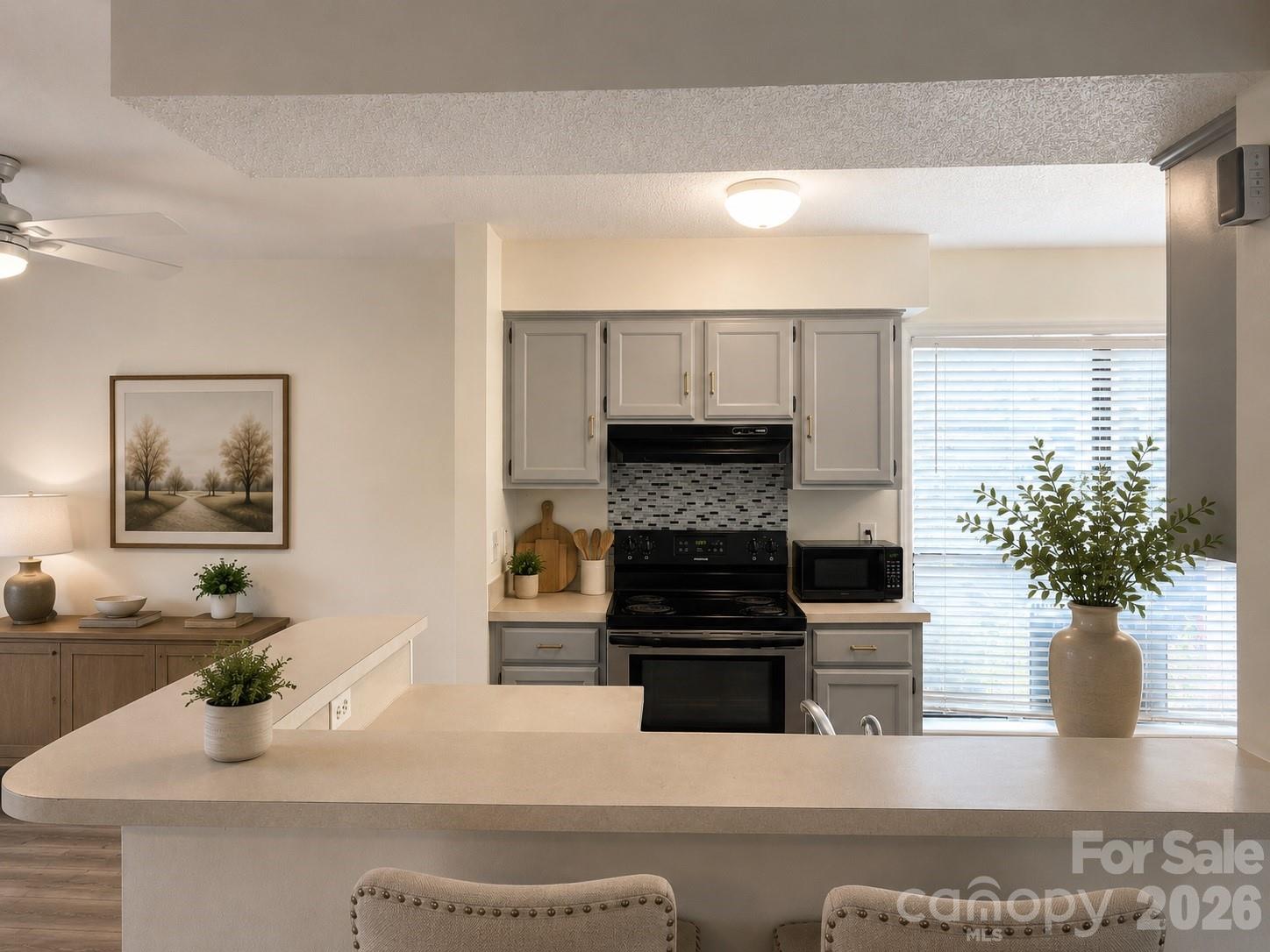 7220 Winery Lane — Charlotte