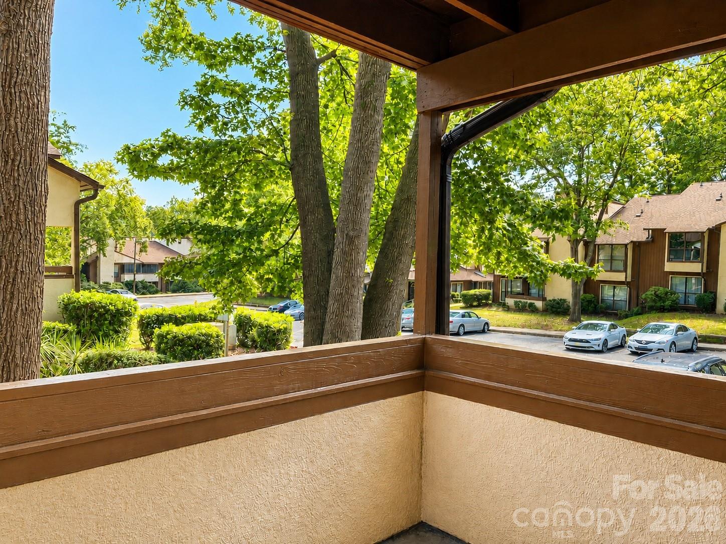 7220 Winery Lane — Charlotte
