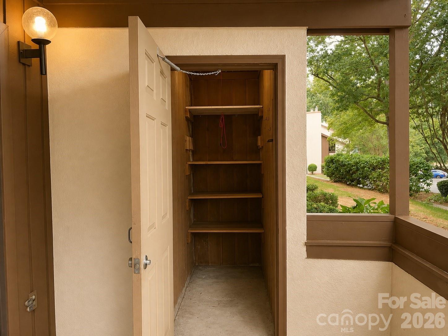 7220 Winery Lane — Charlotte