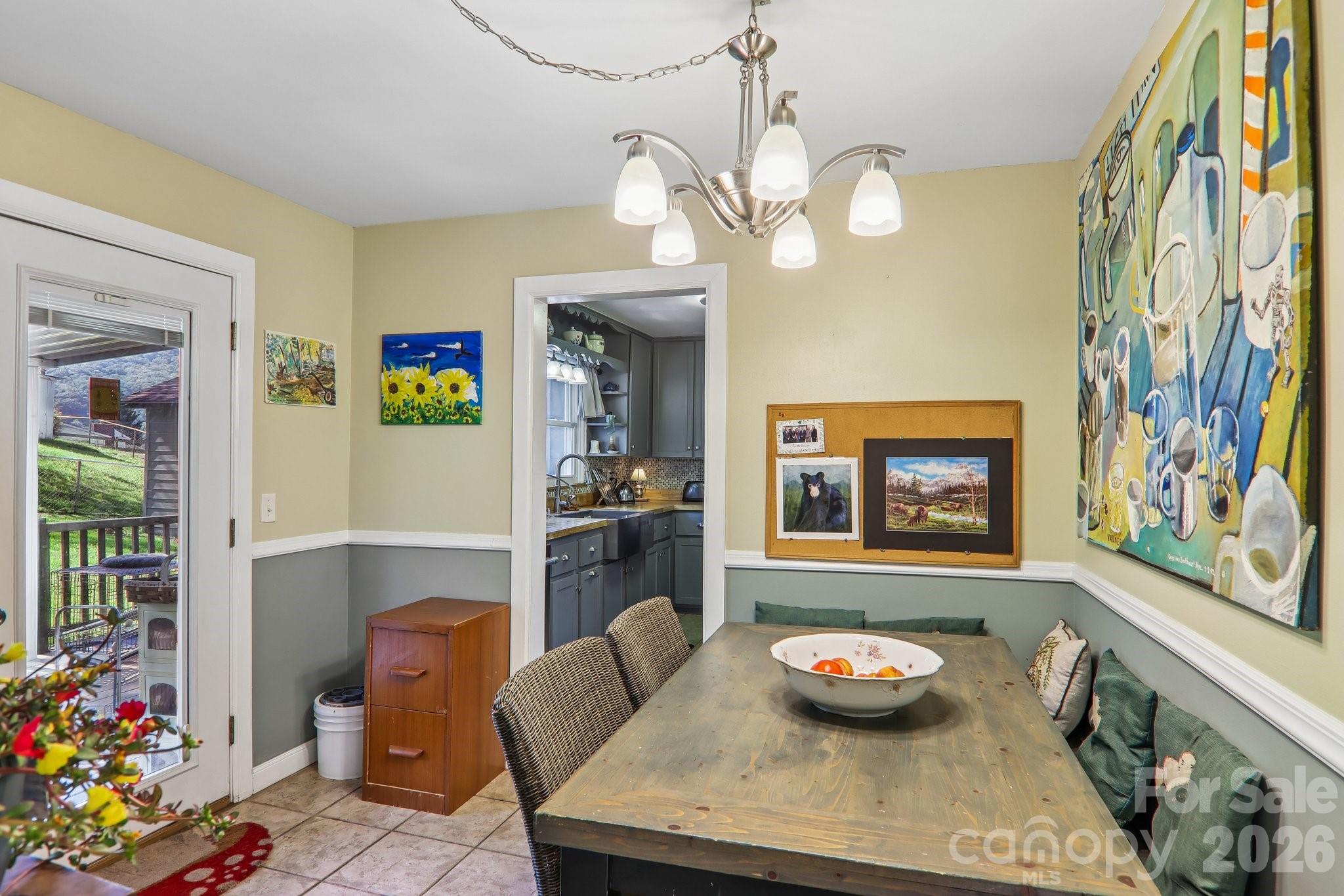 550 Lickstone Road — Waynesville