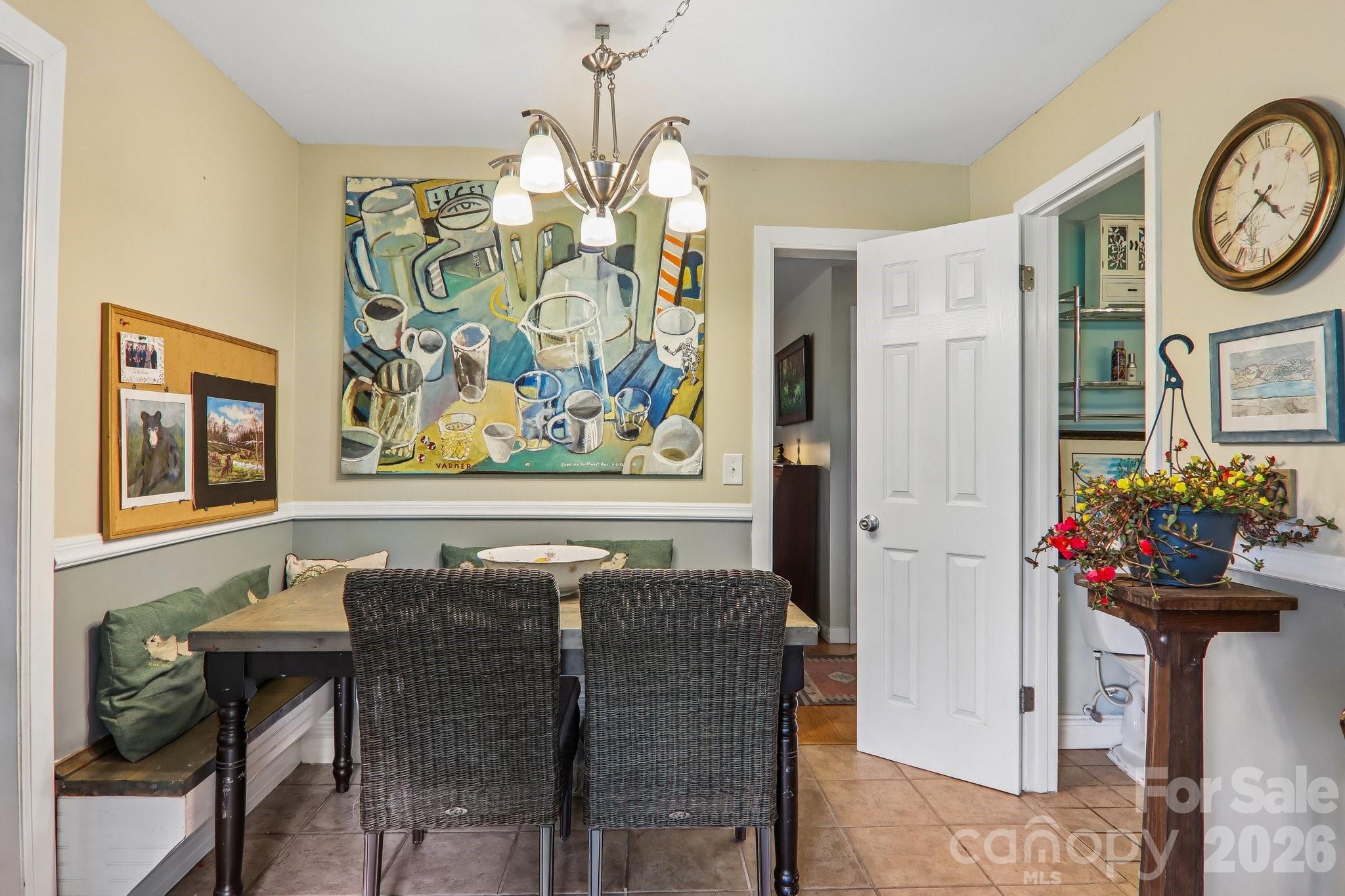 550 Lickstone Road — Waynesville