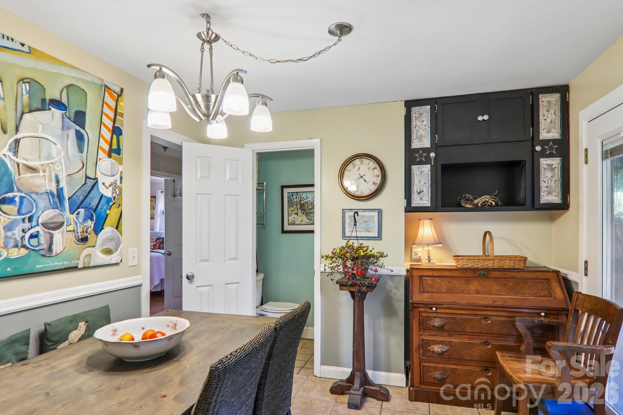 550 Lickstone Road — Waynesville
