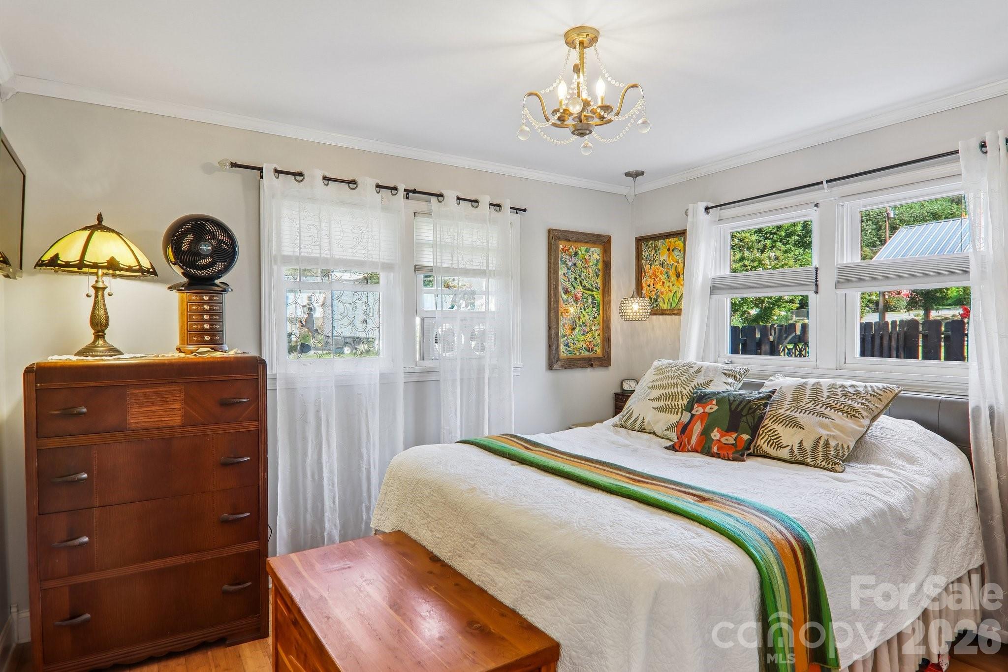 550 Lickstone Road — Waynesville