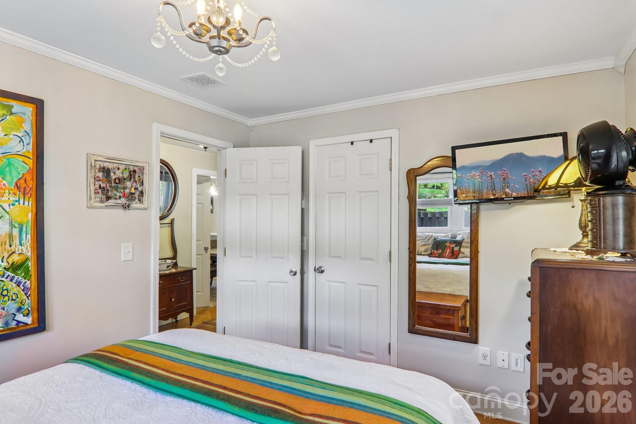 550 Lickstone Road — Waynesville