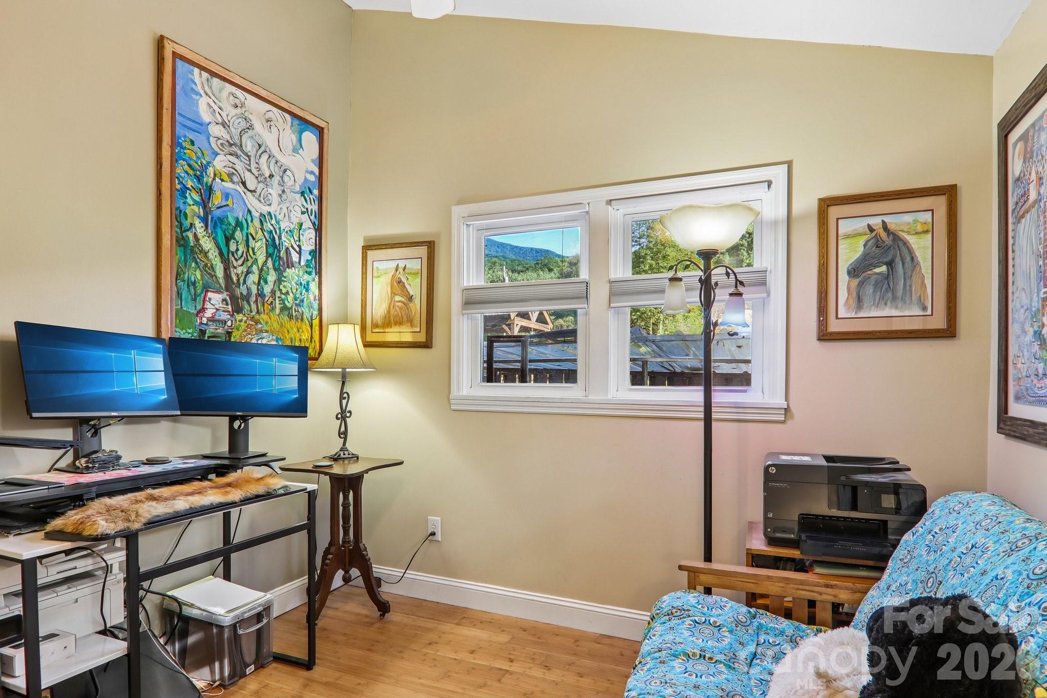 550 Lickstone Road — Waynesville