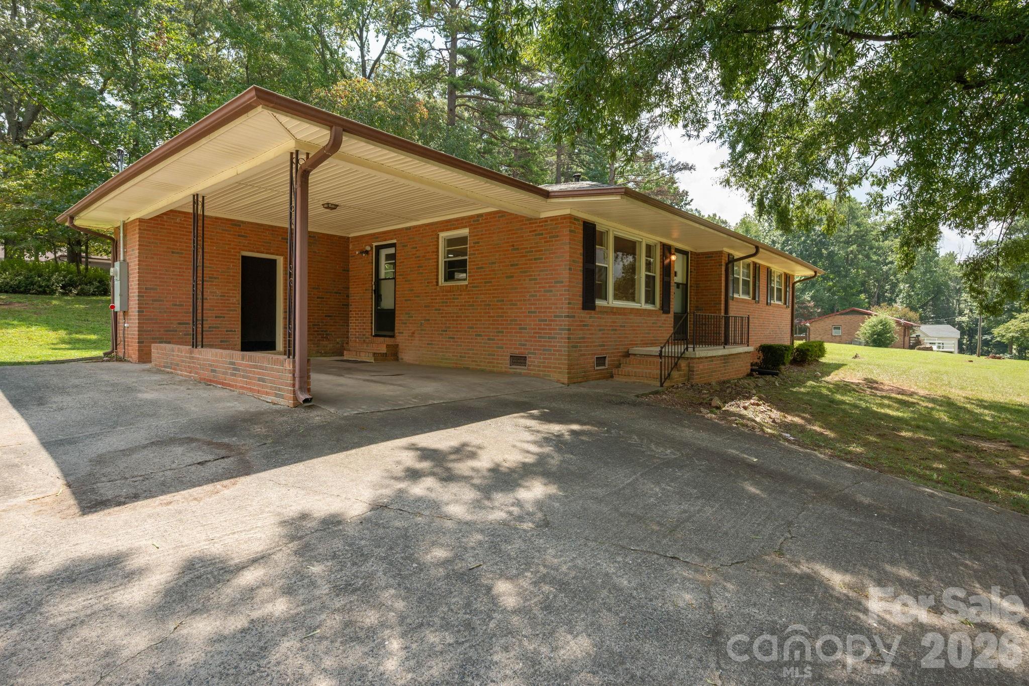 901 S 10th Street — Bessemer City