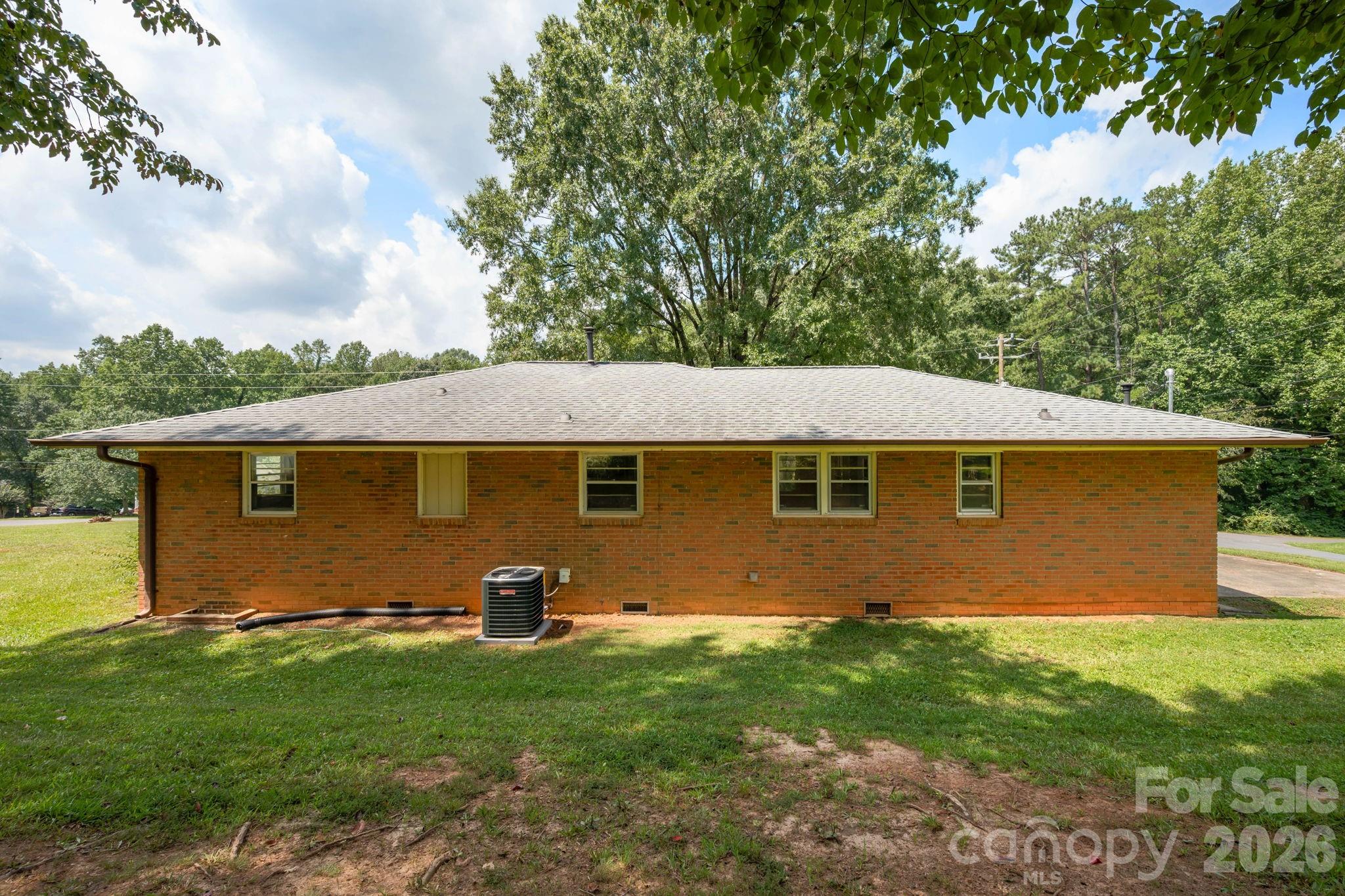 901 S 10th Street — Bessemer City