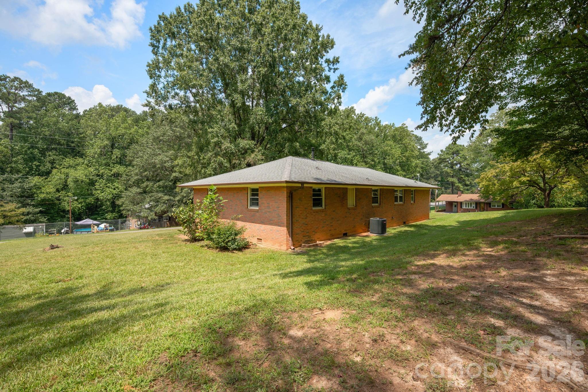 901 S 10th Street — Bessemer City