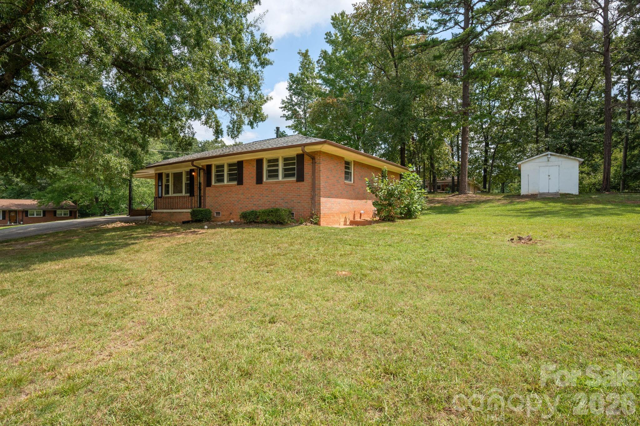 901 S 10th Street — Bessemer City