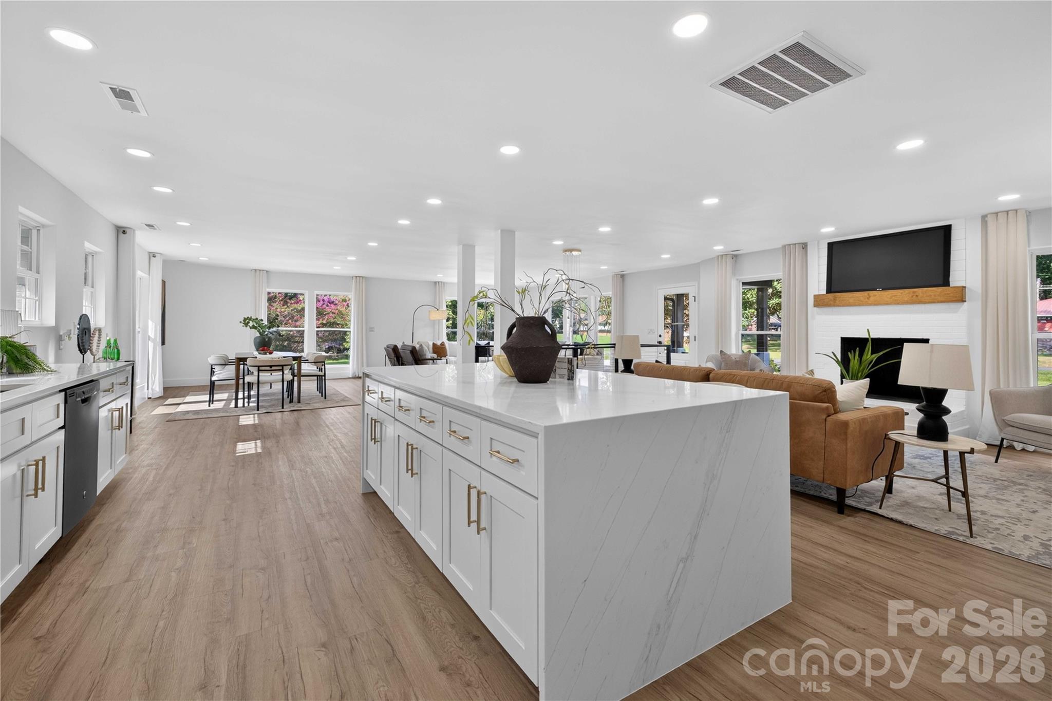 153 Woodlynn Drive — Charlotte