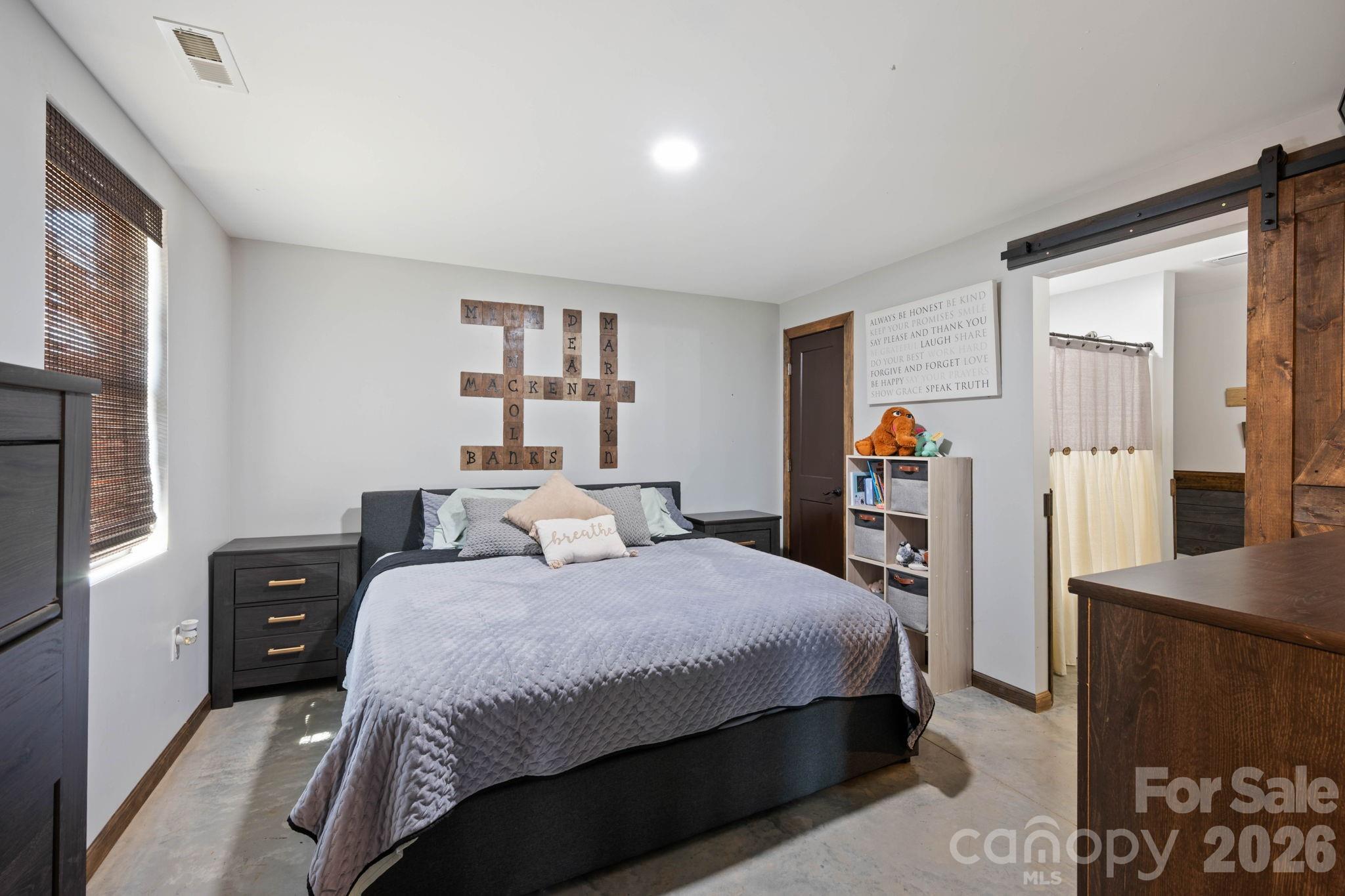 7562 Long Island Road — Catawba