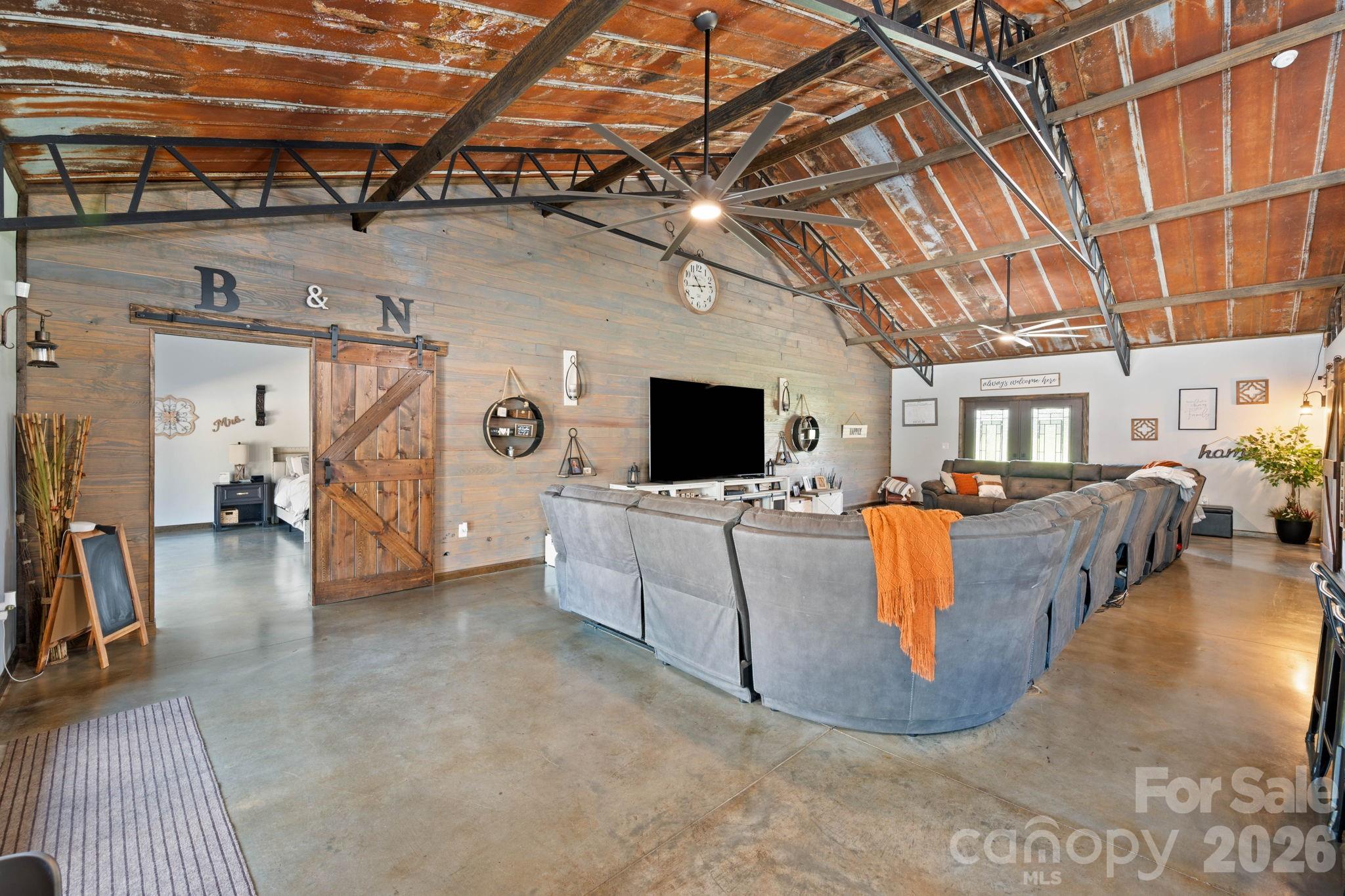 7562 Long Island Road — Catawba