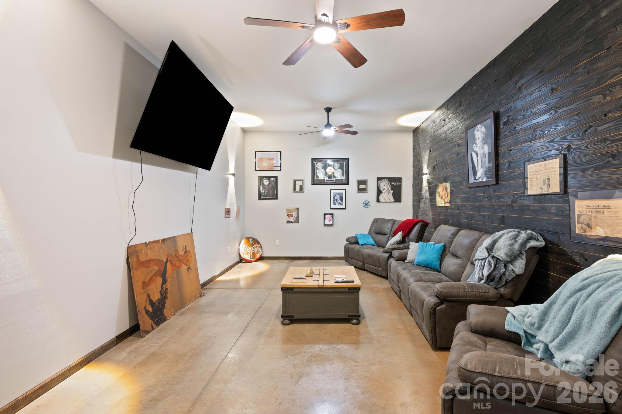 7562 Long Island Road — Catawba