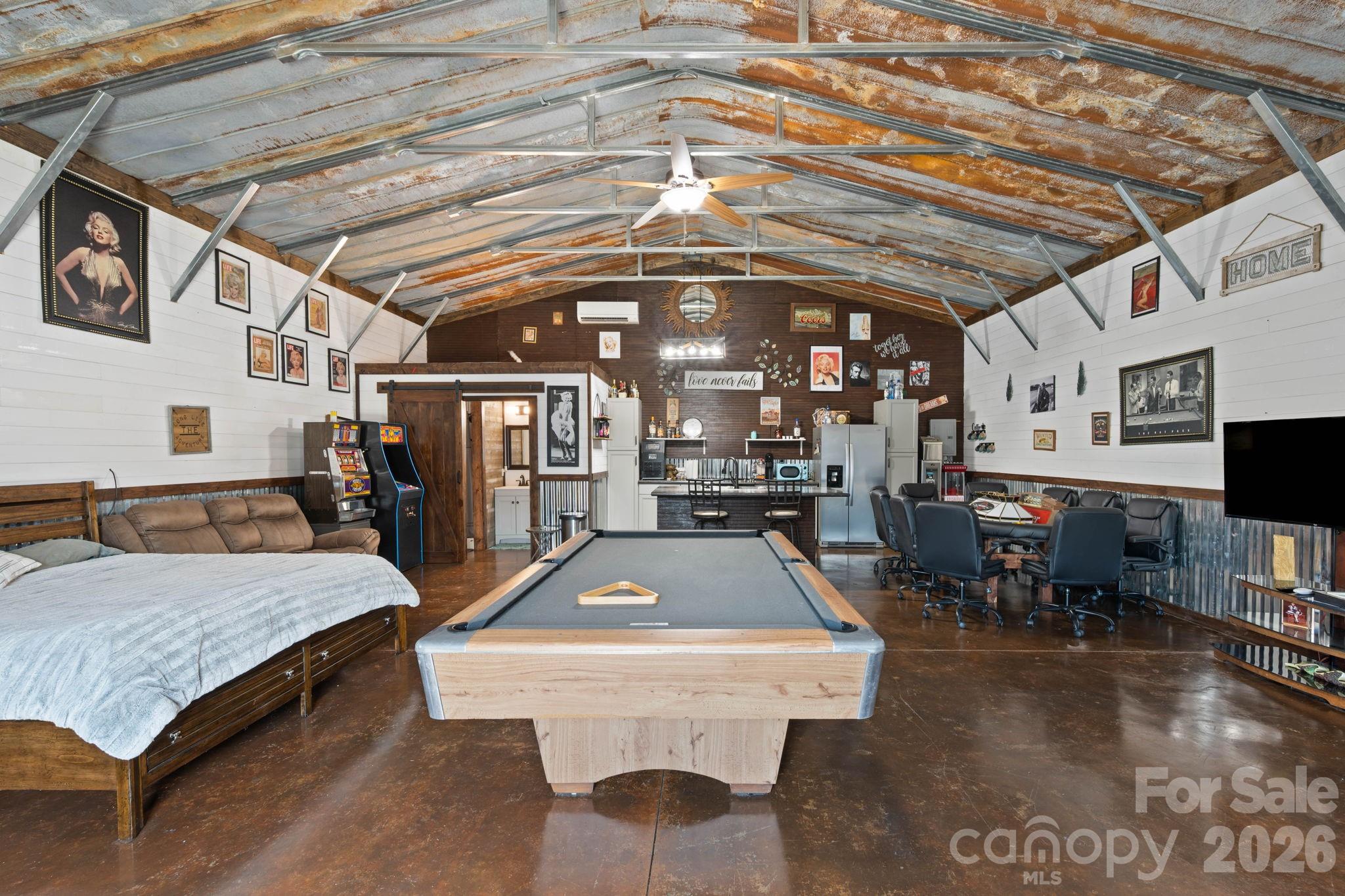 7562 Long Island Road — Catawba