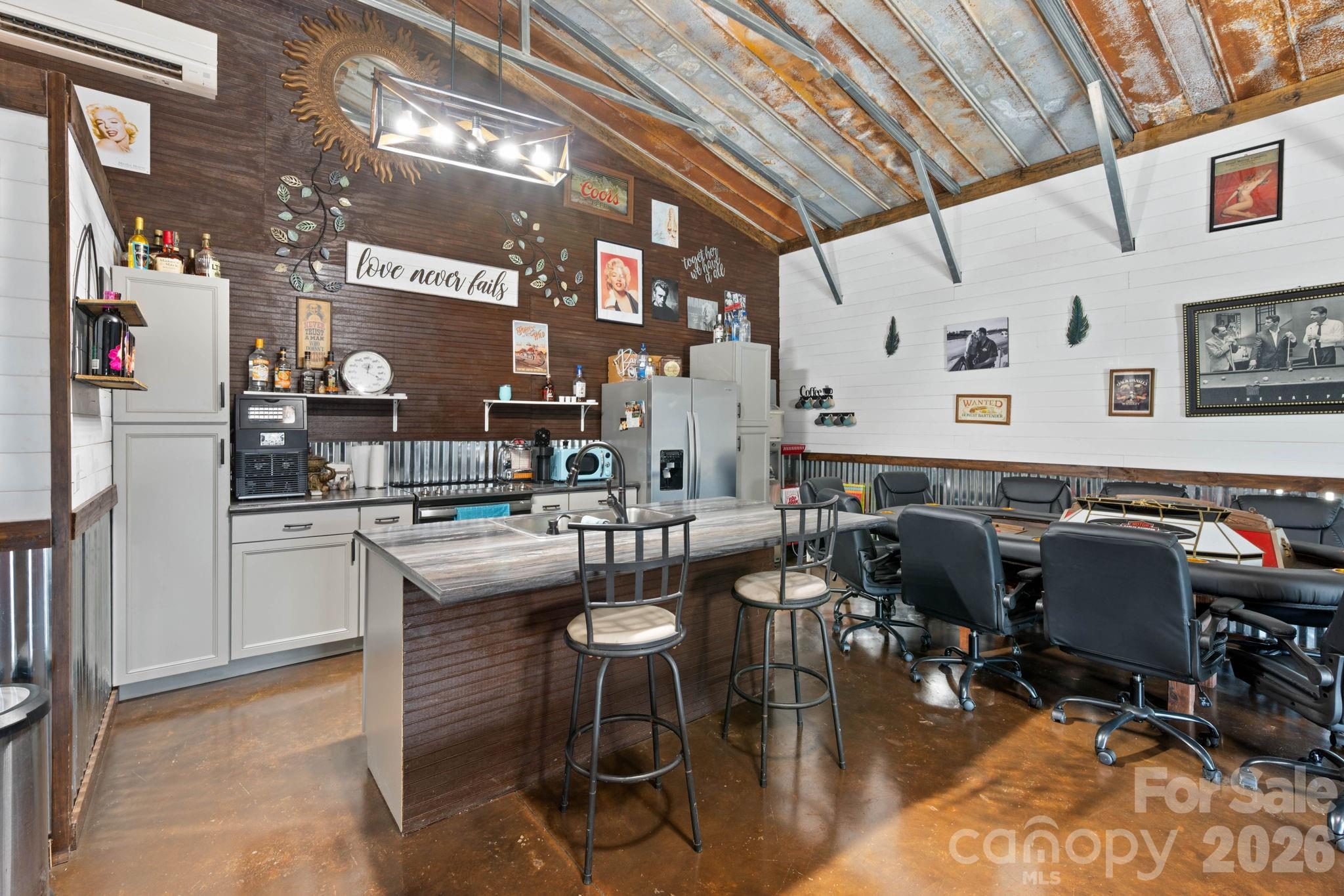 7562 Long Island Road — Catawba