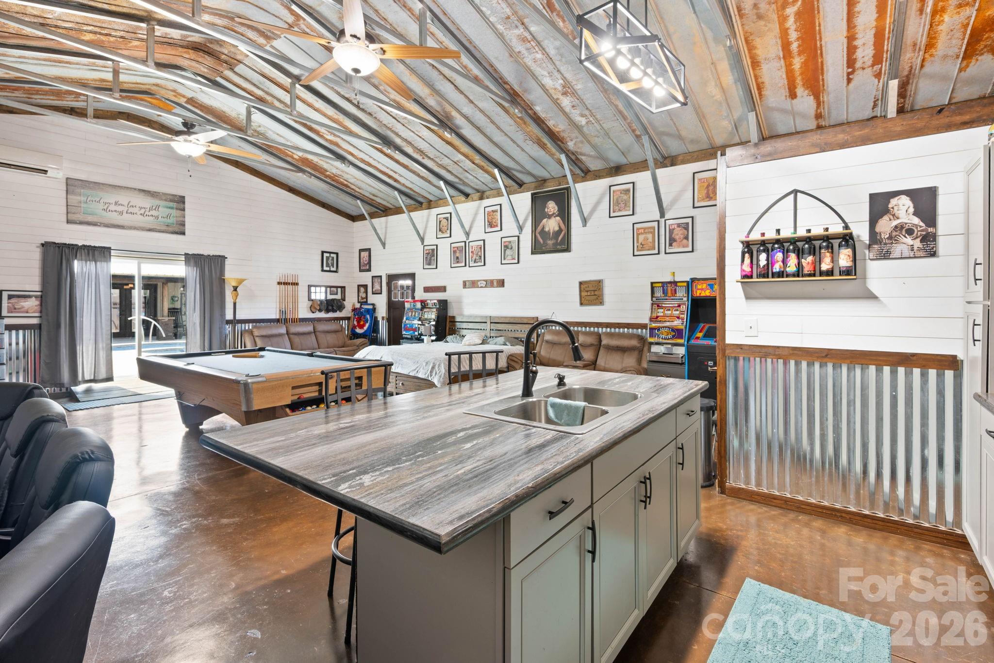 7562 Long Island Road — Catawba