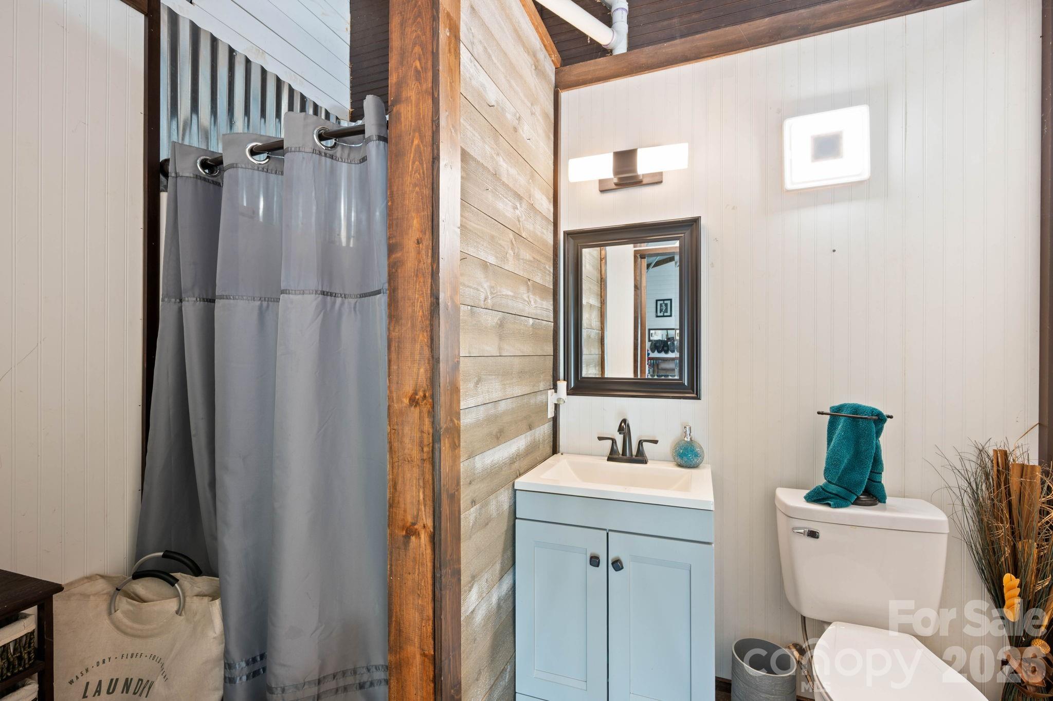 7562 Long Island Road — Catawba