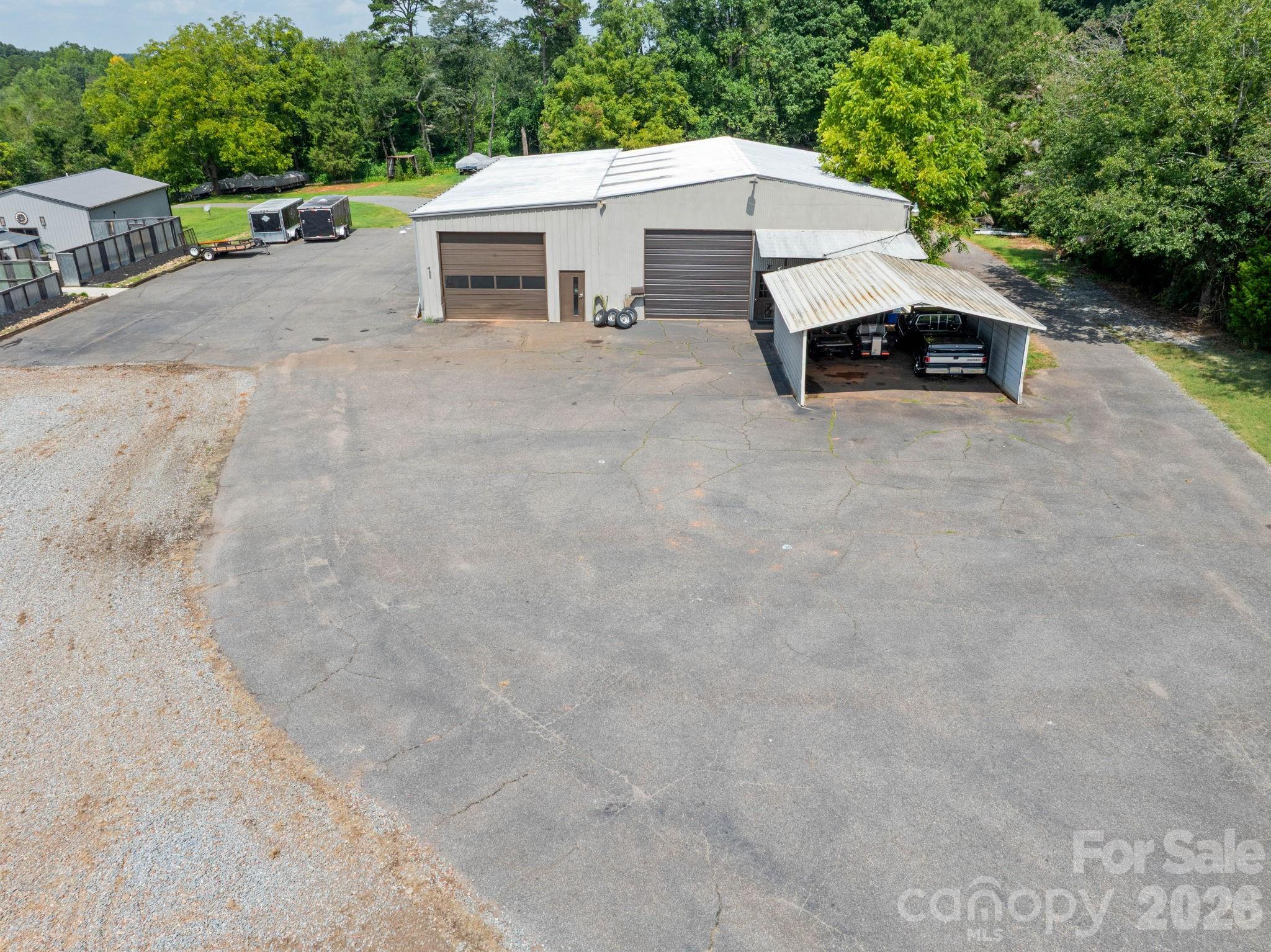 7562 Long Island Road — Catawba