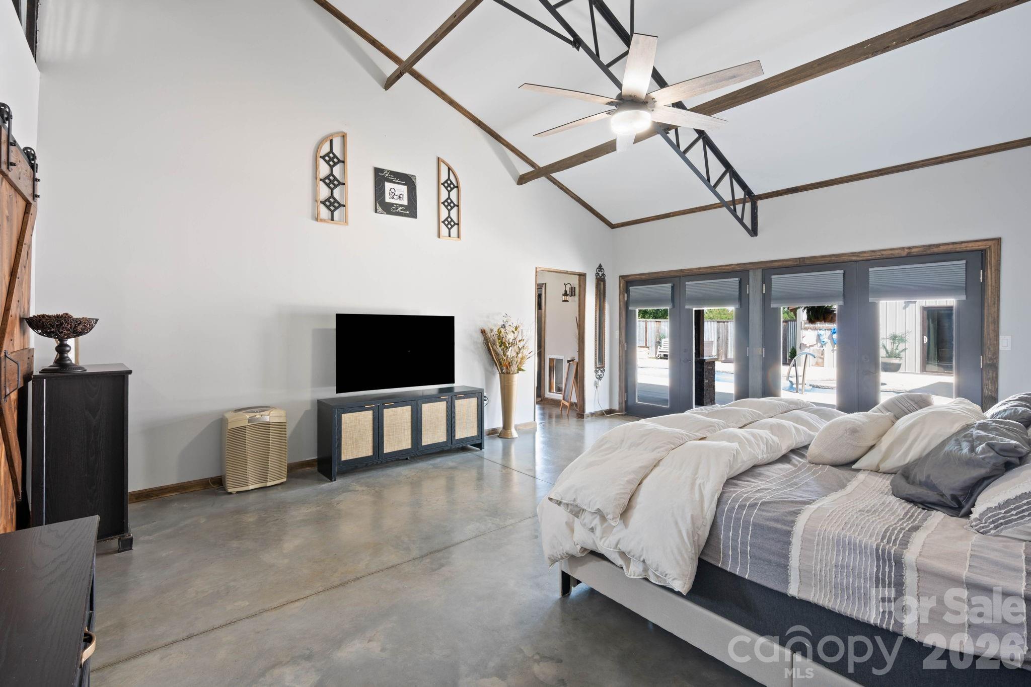 7562 Long Island Road — Catawba