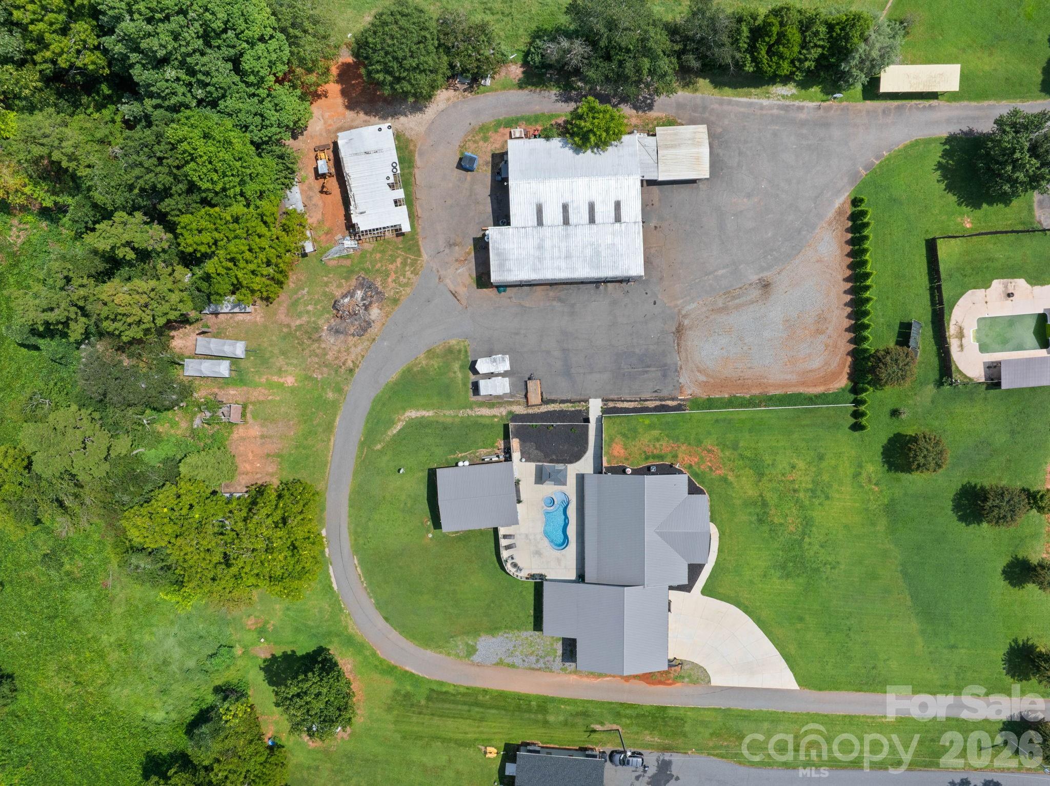 7562 Long Island Road — Catawba