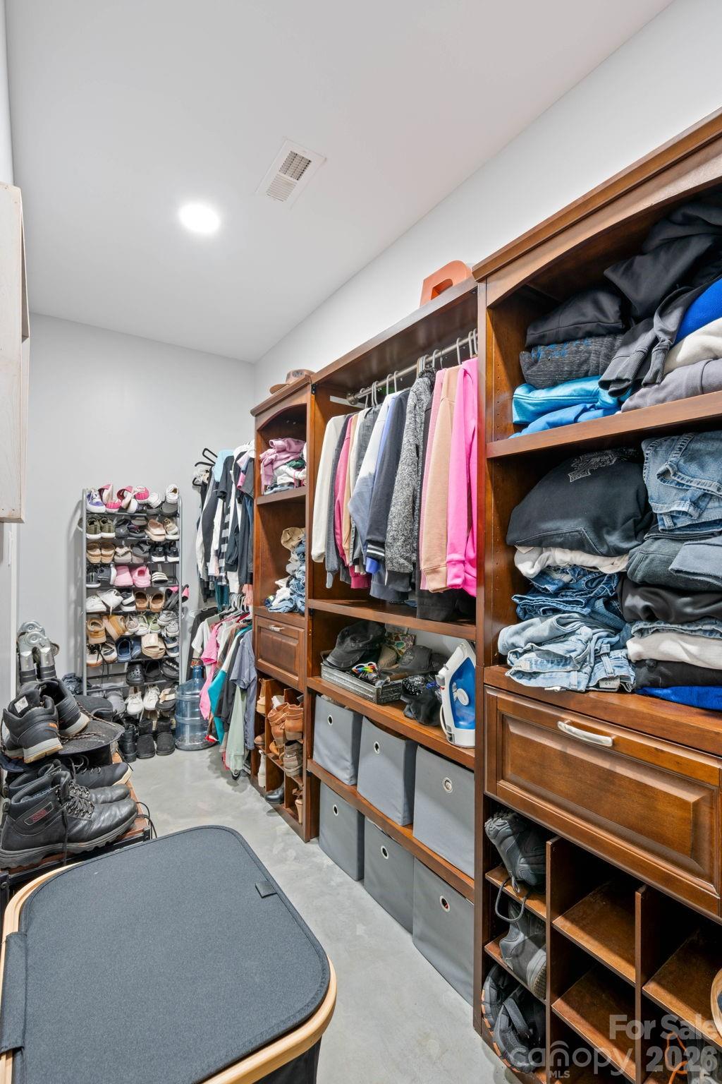 7562 Long Island Road — Catawba