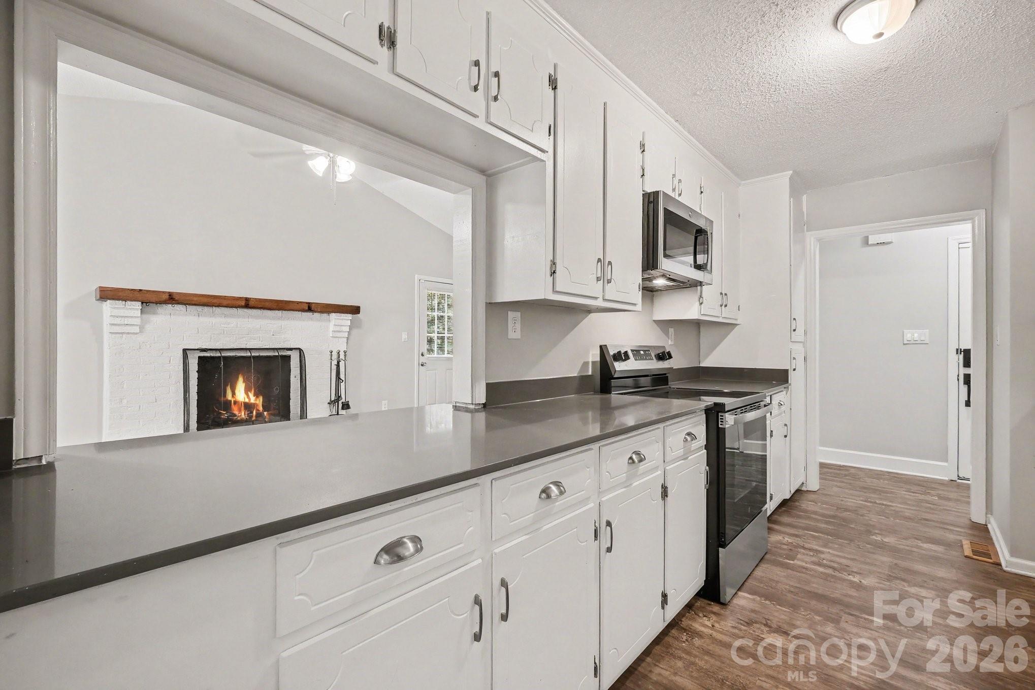 8163 Walnut Creek Lane — Charlotte
