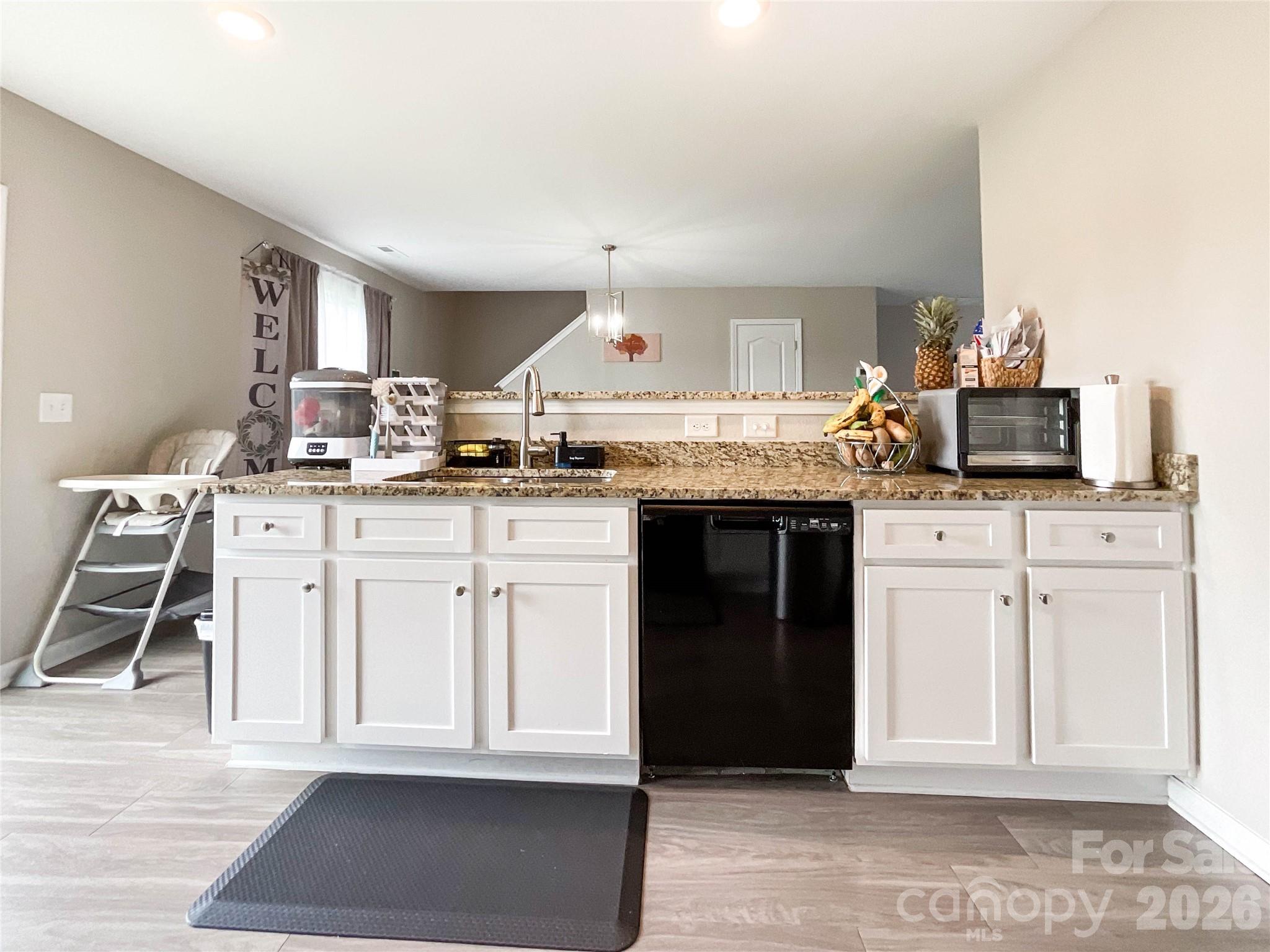 3005 Chatuge Court — Charlotte