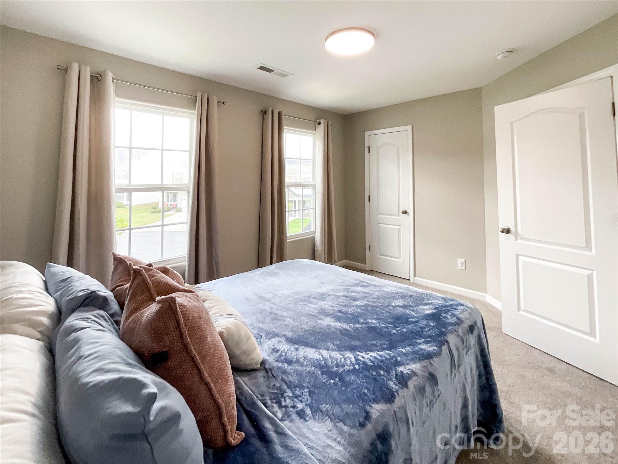 3005 Chatuge Court — Charlotte