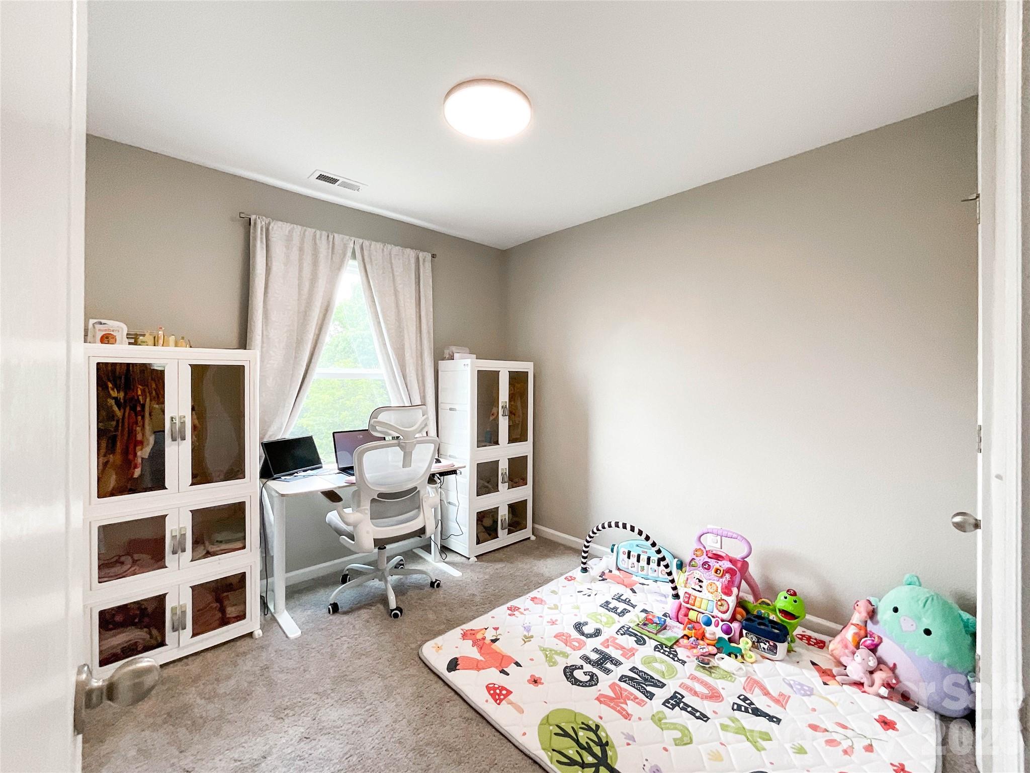 3005 Chatuge Court — Charlotte