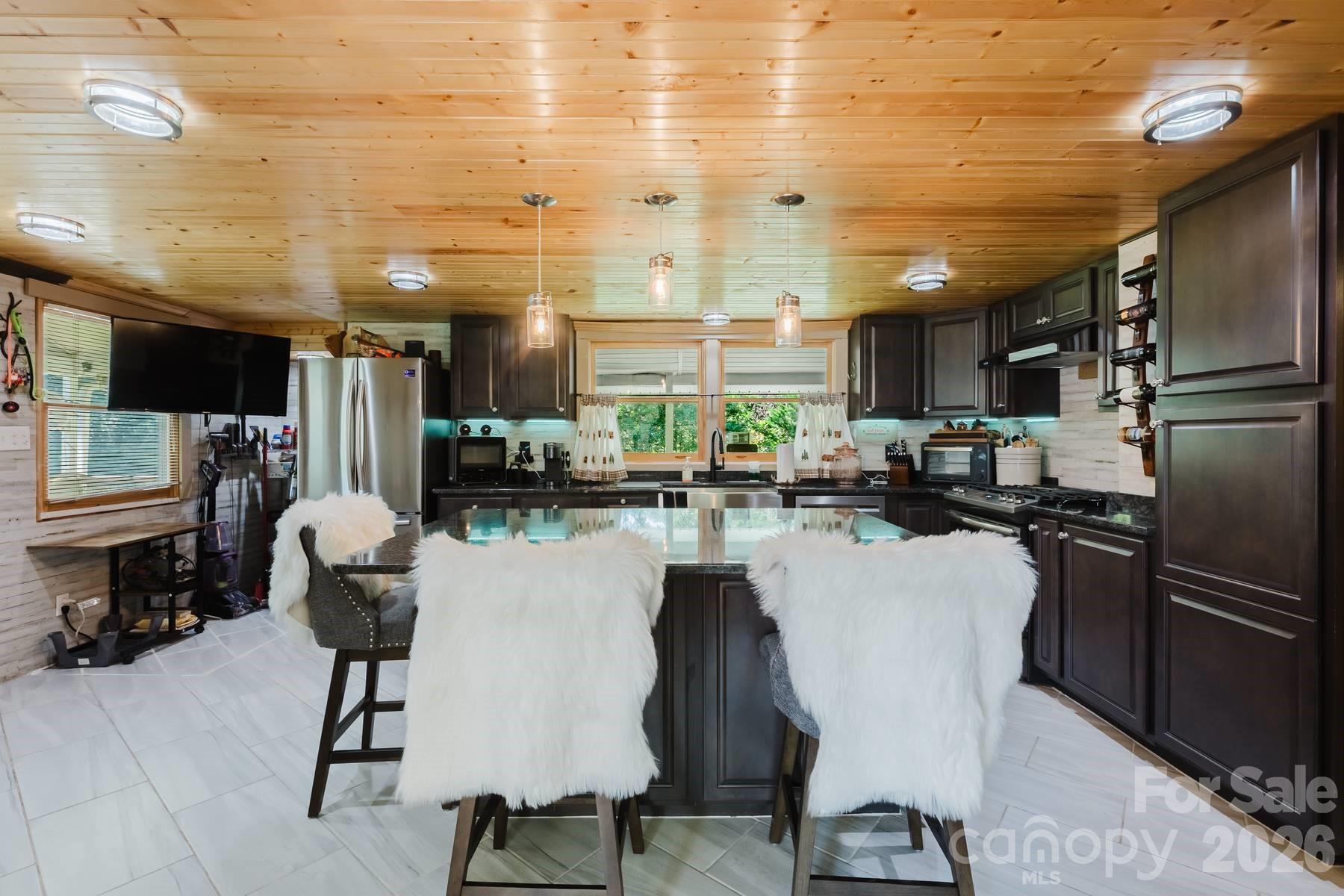 1380 Highway 19a Highway — Whittier