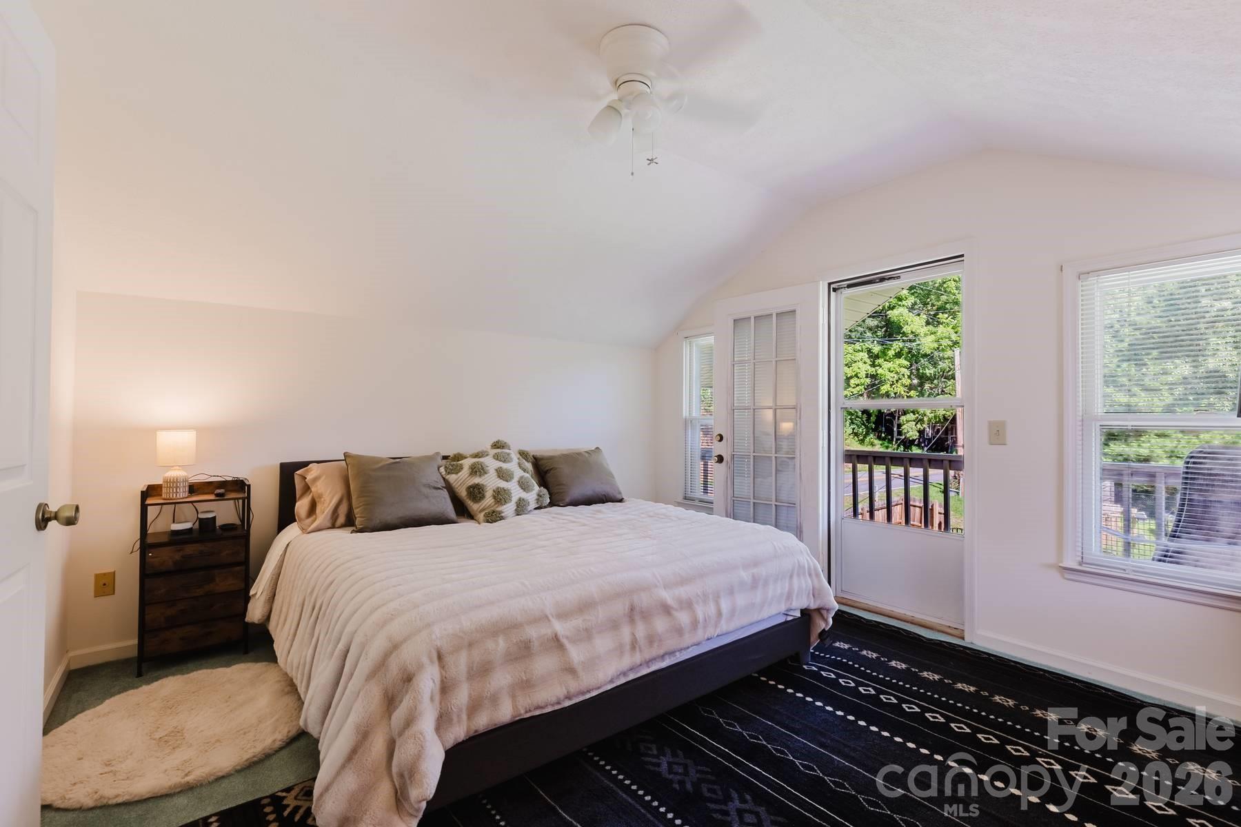 1380 Highway 19a Highway — Whittier