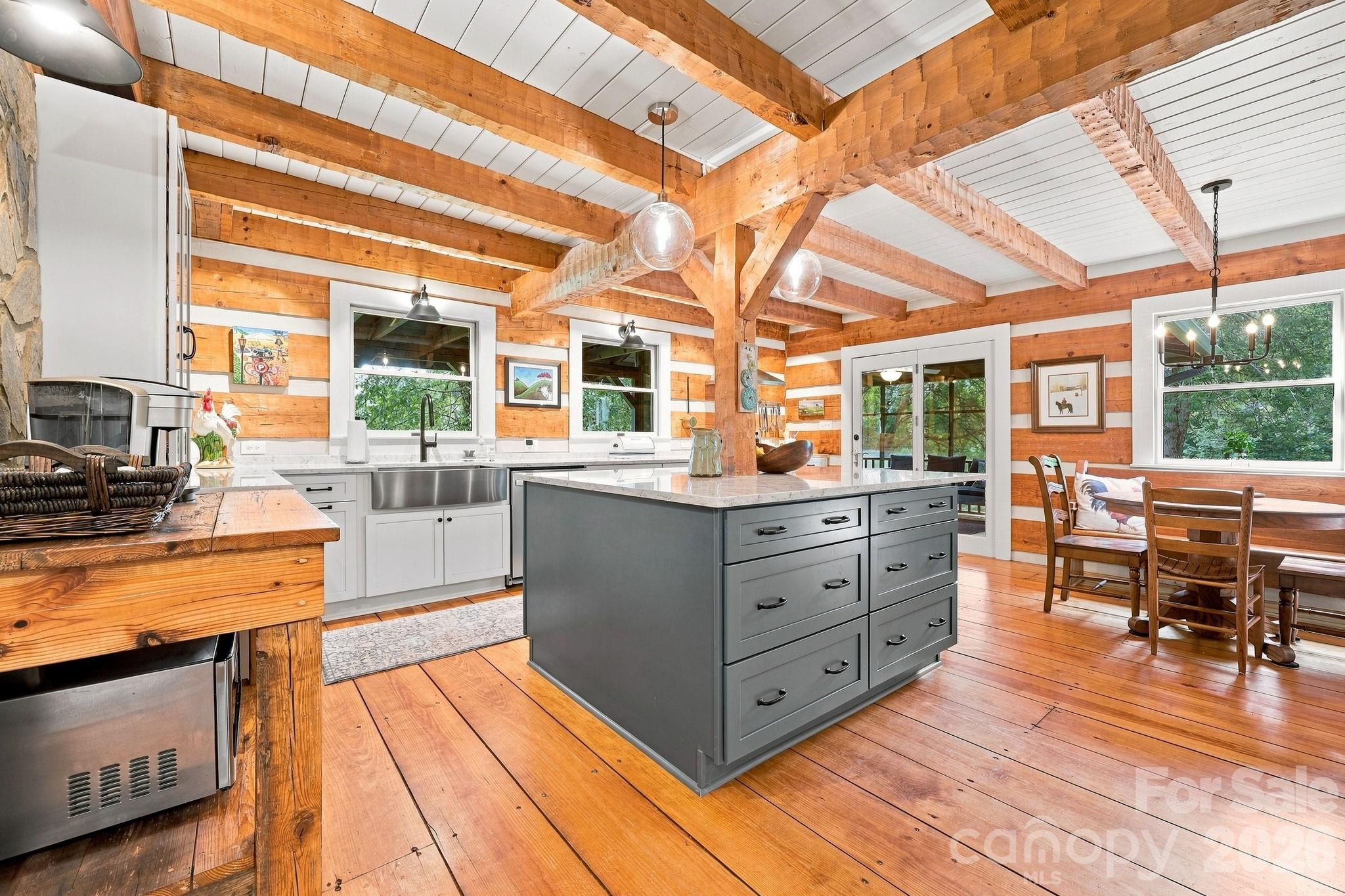 2595 Henderson Mill Road — Morganton